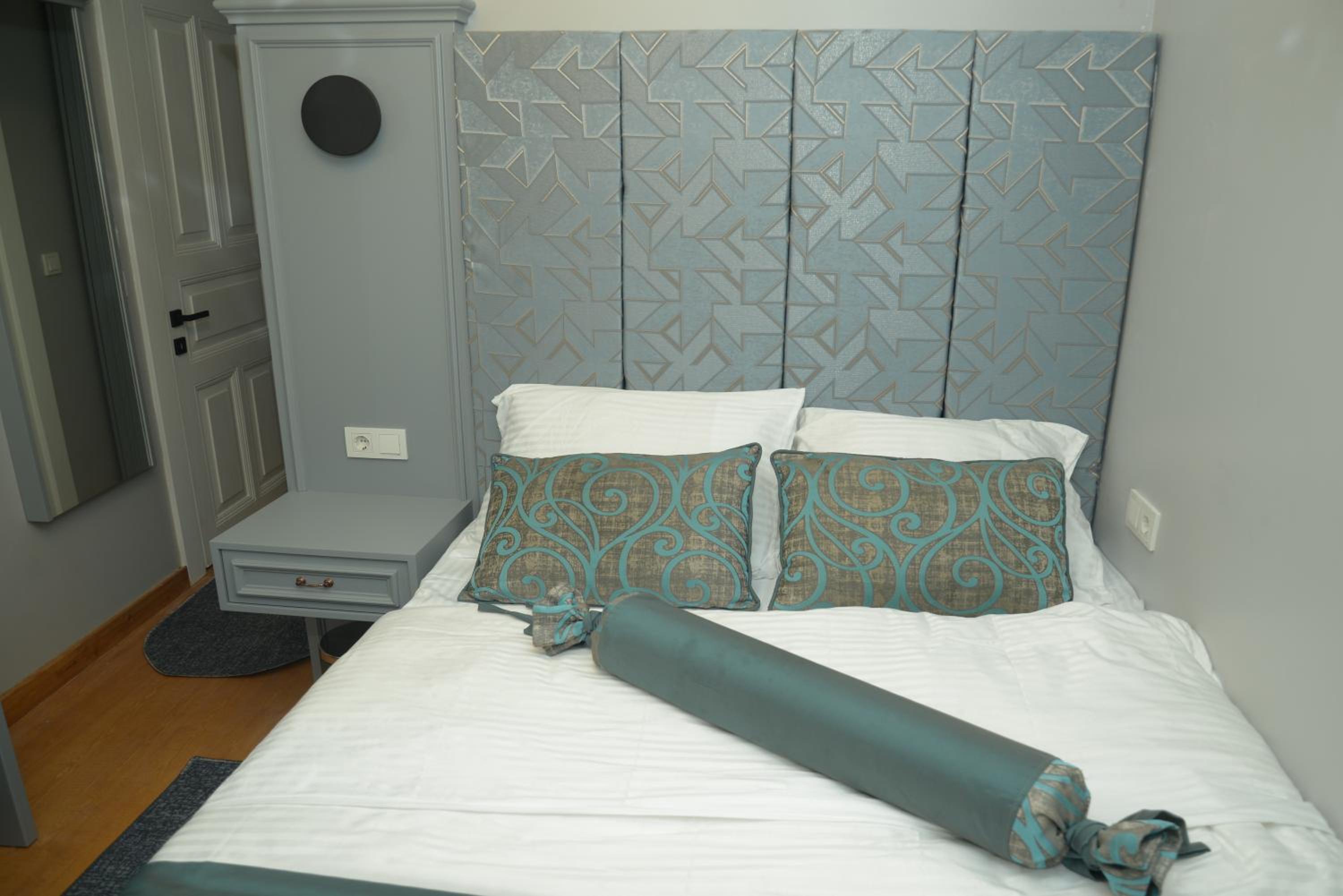 Budget Single Room photo 3