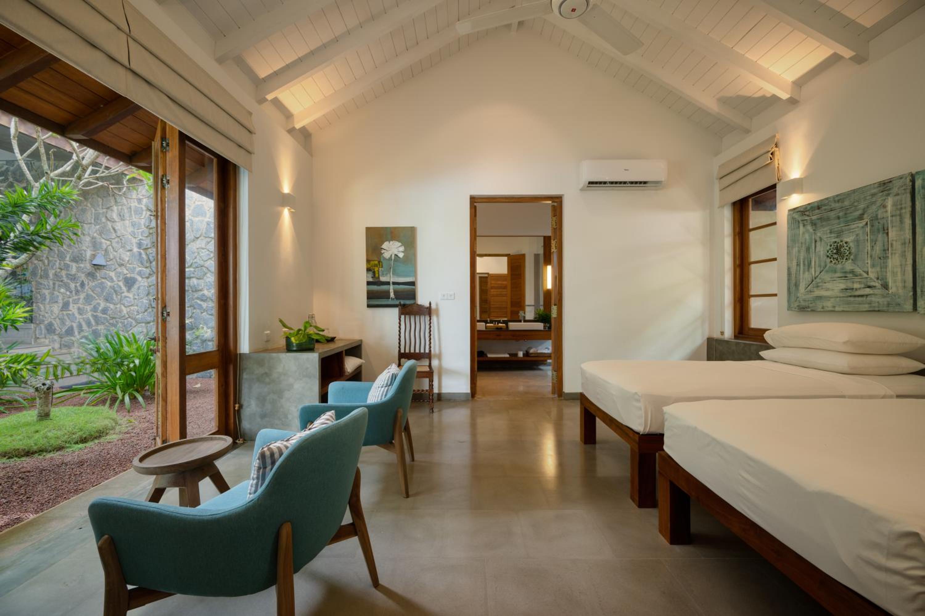 Villa with Sea View photo 3