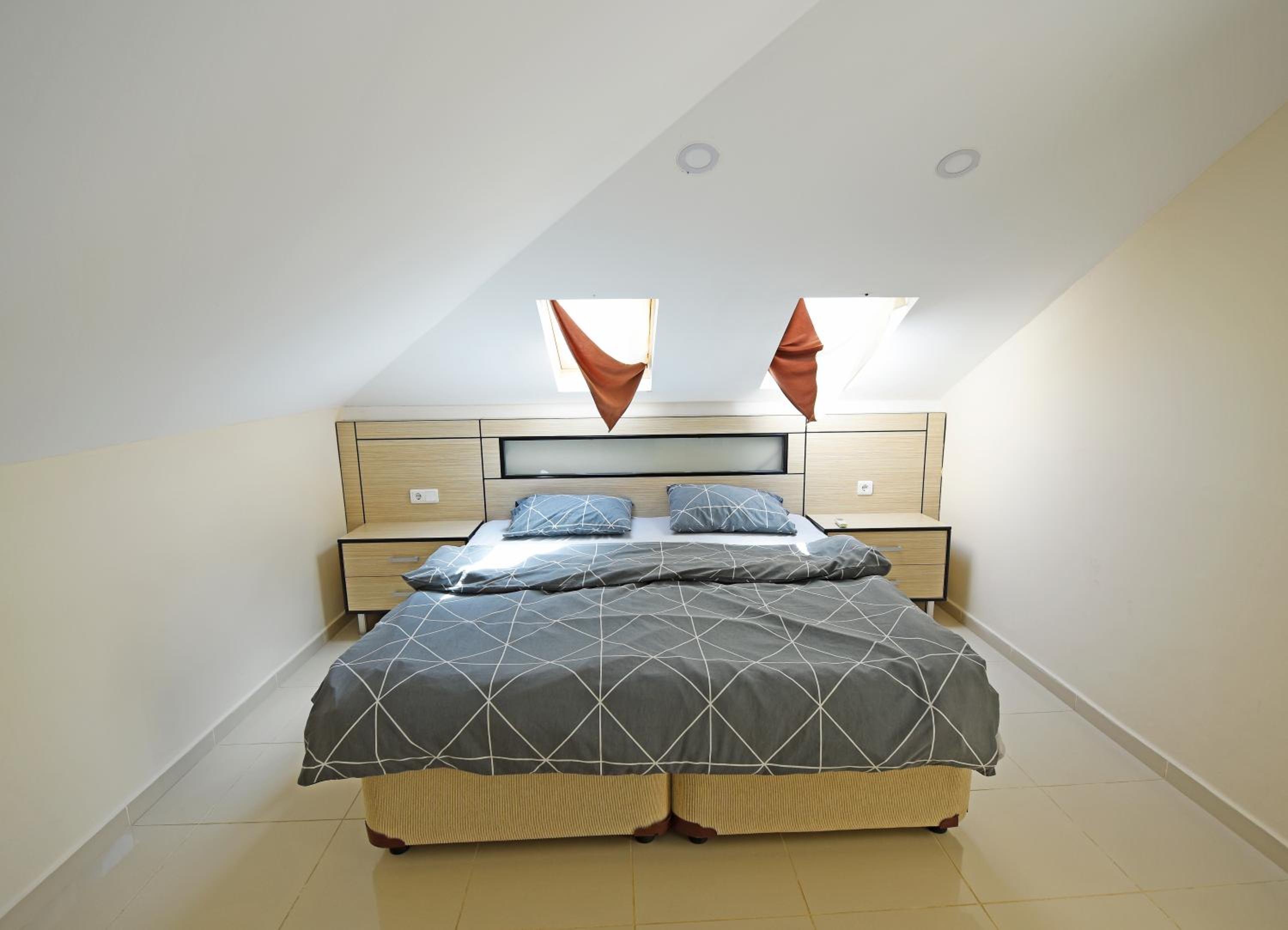 Villa photo 1