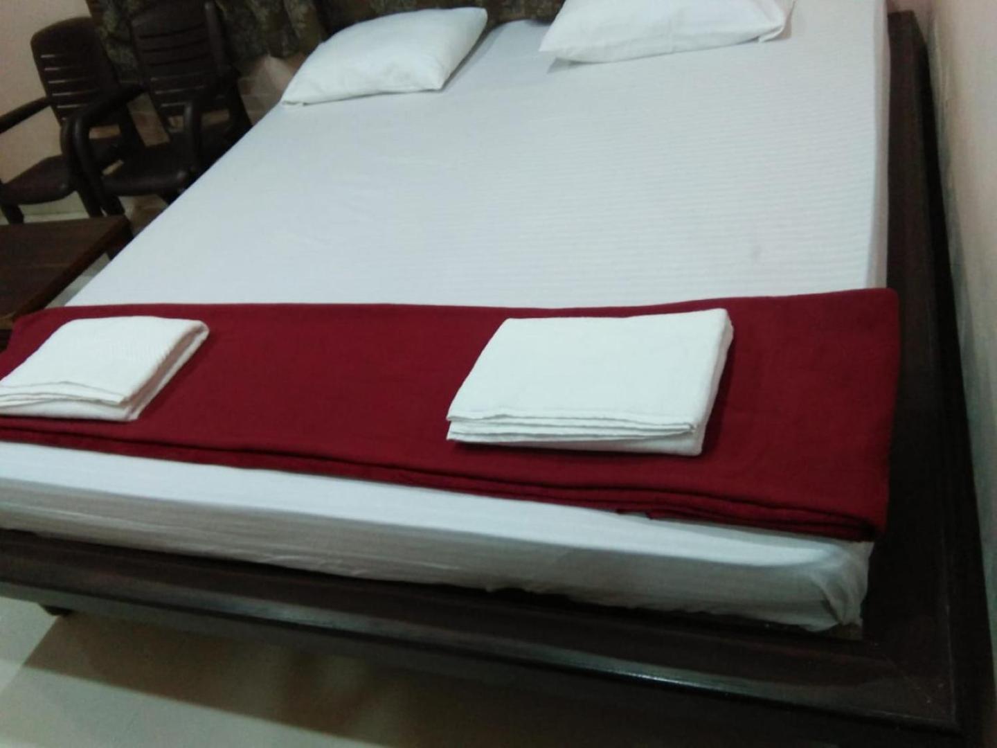 Deluxe Room - Photo 3