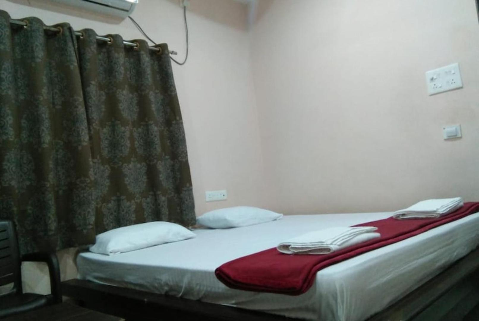 Deluxe Room - Photo 4