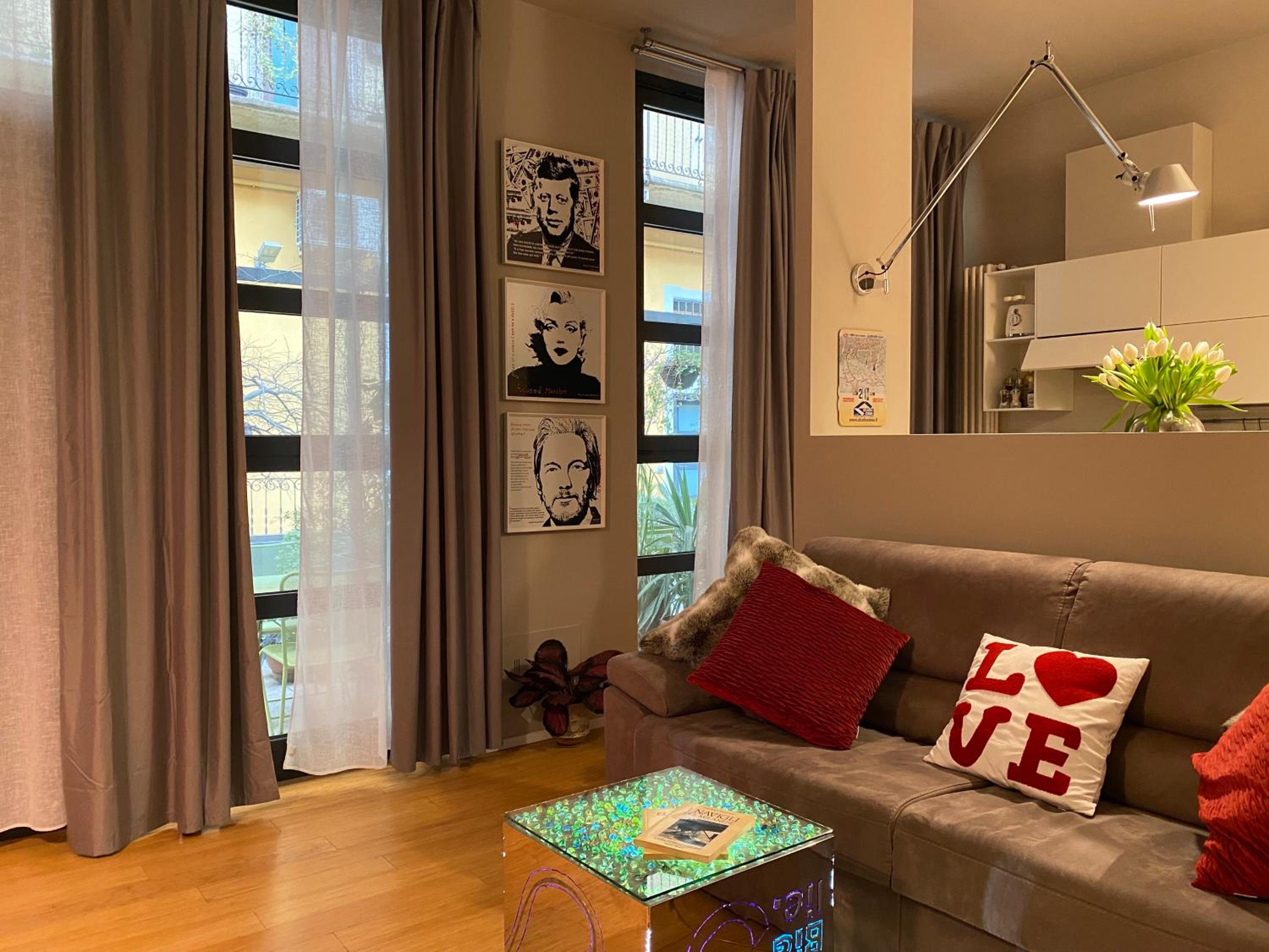One-Bedroom Apartment