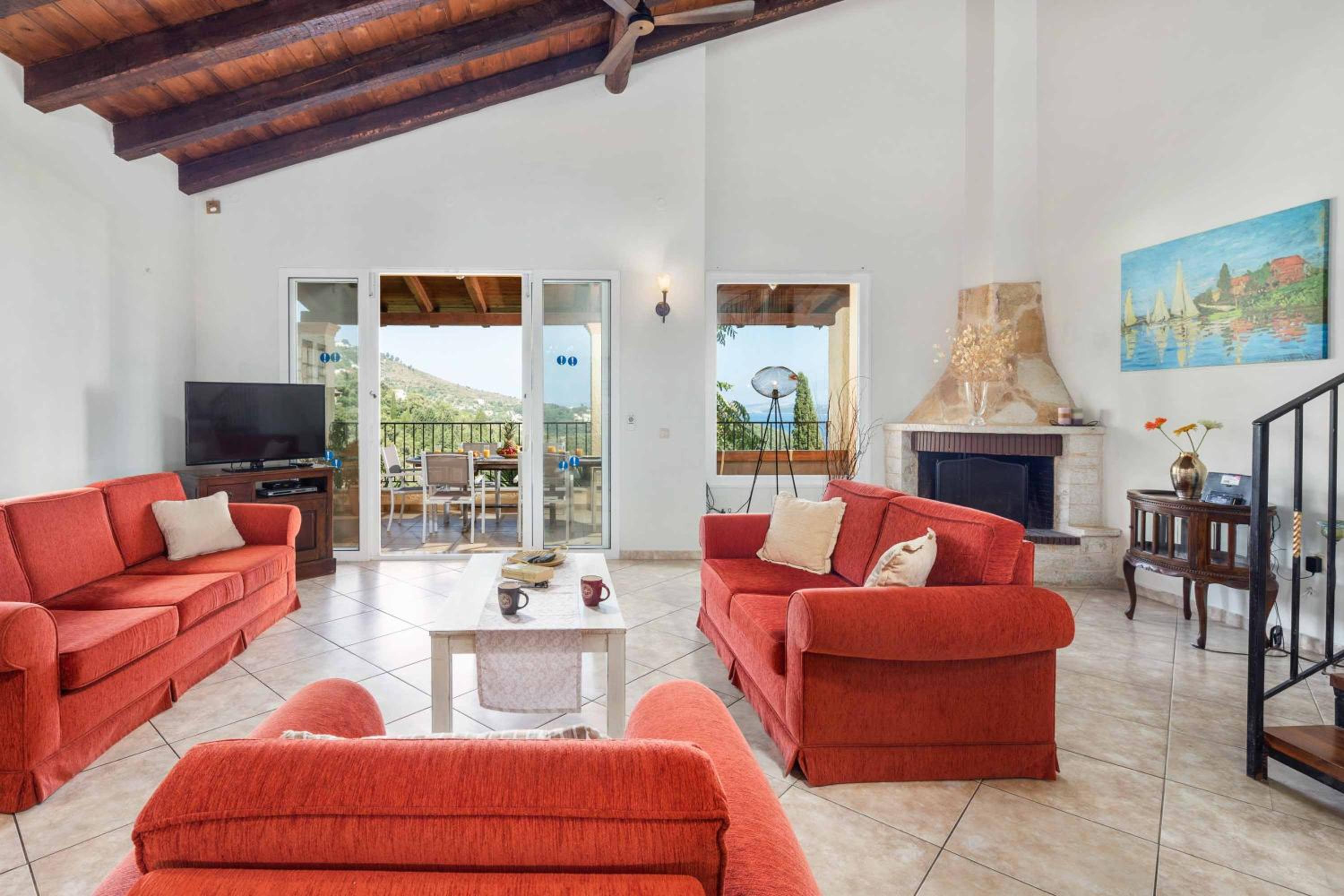 Villa photo 1