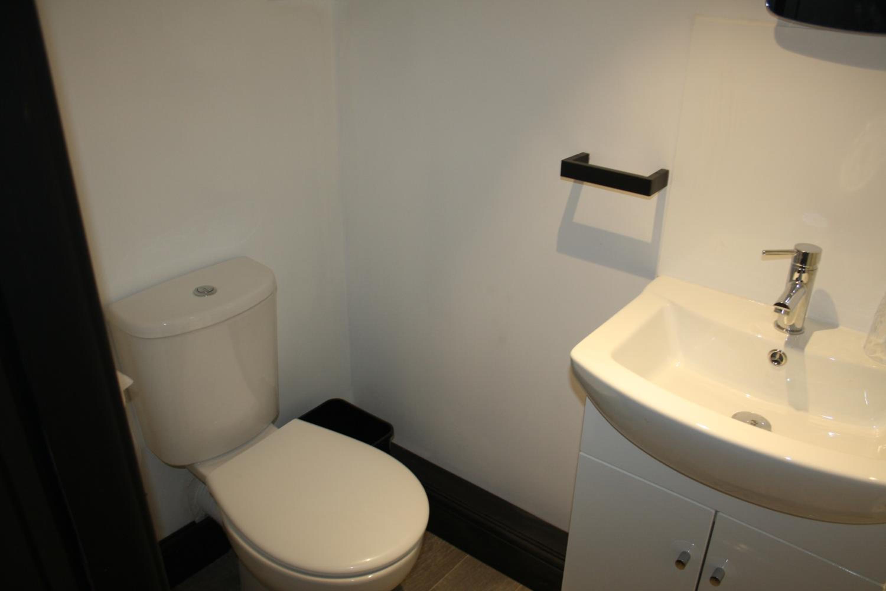Single Room photo 2