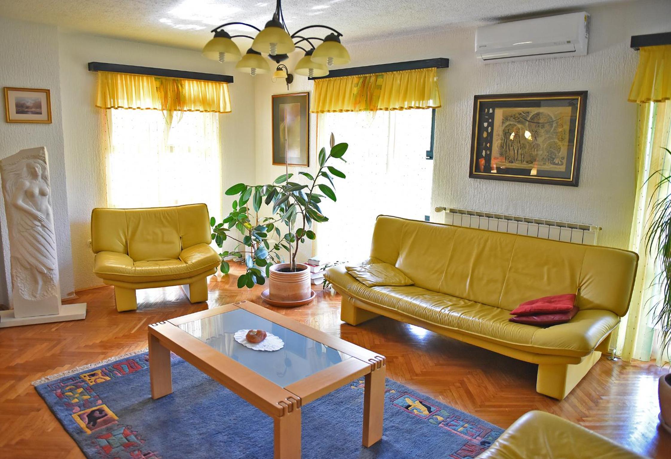 Apartment - Ground Floor photo 3