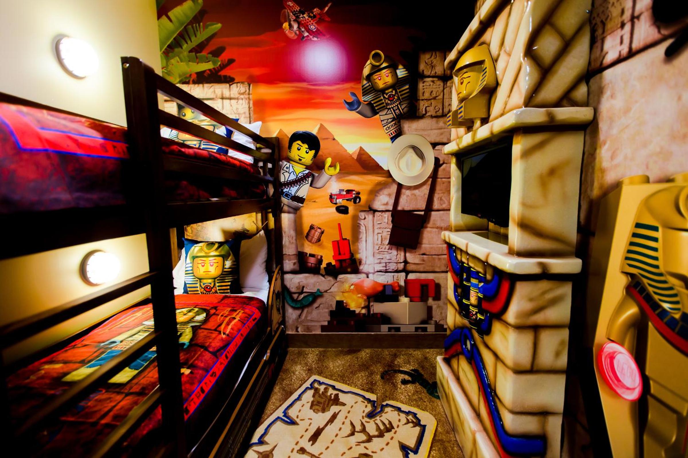 Family Room - Adventure Themed - LEGOLAND® Hotel photo 2