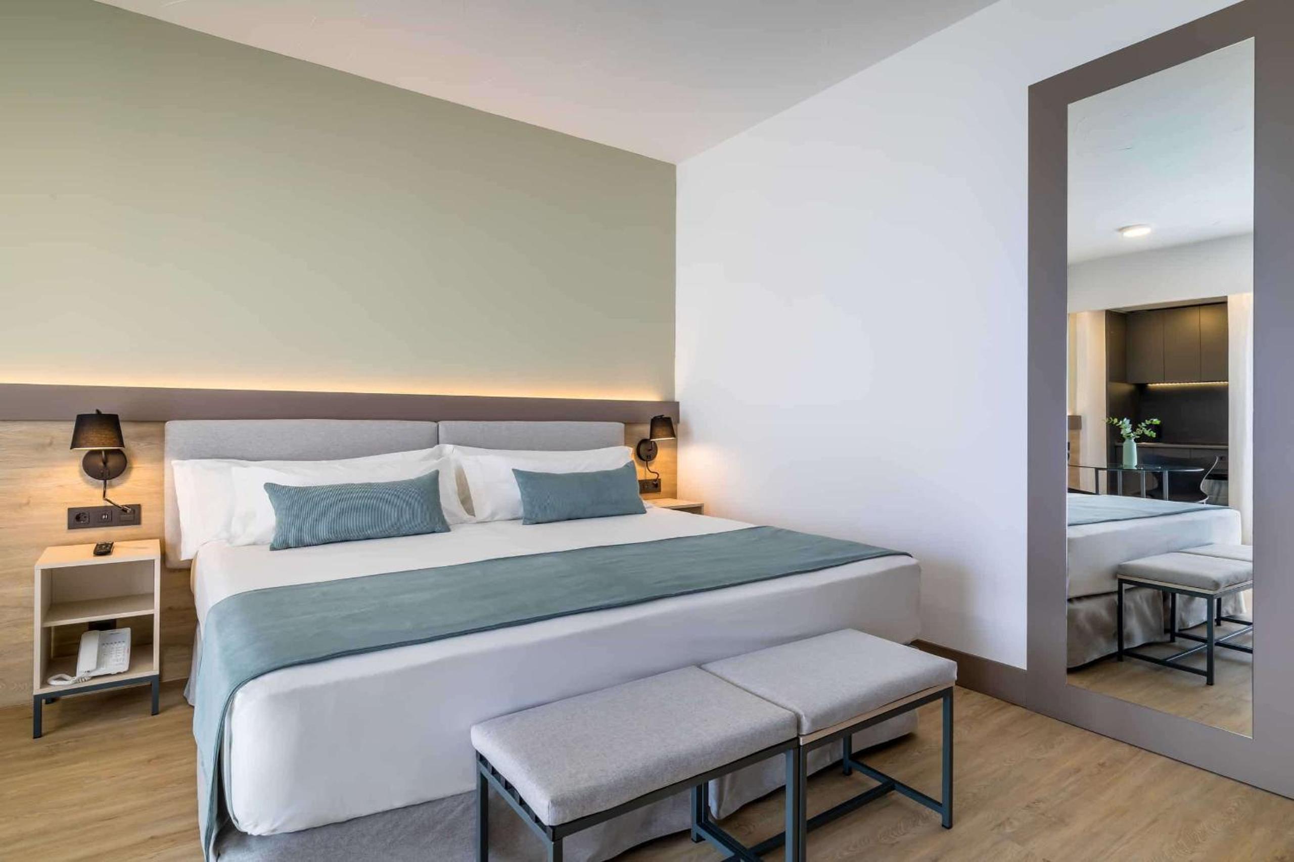 Superior Triple Room (3 Adults) - Photo 5