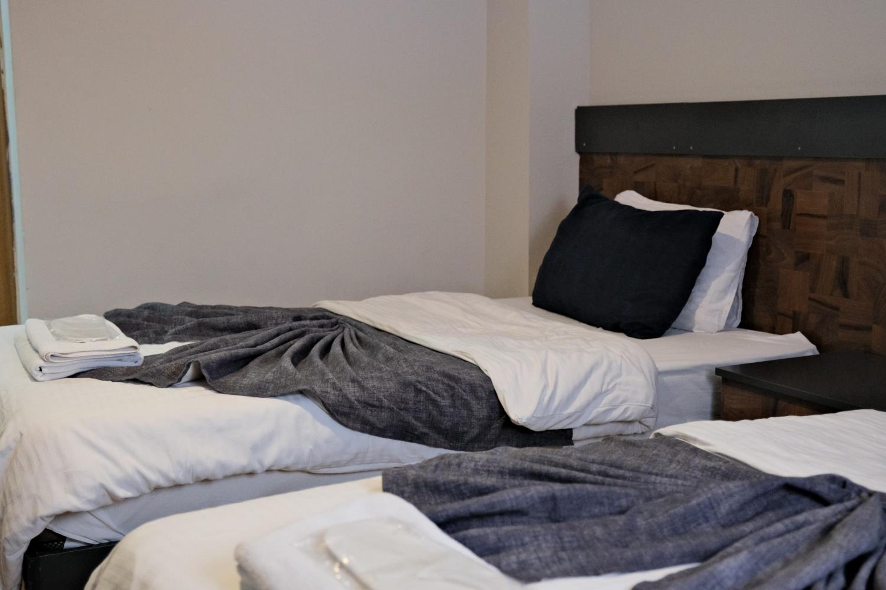 Standard Twin Room photo 3