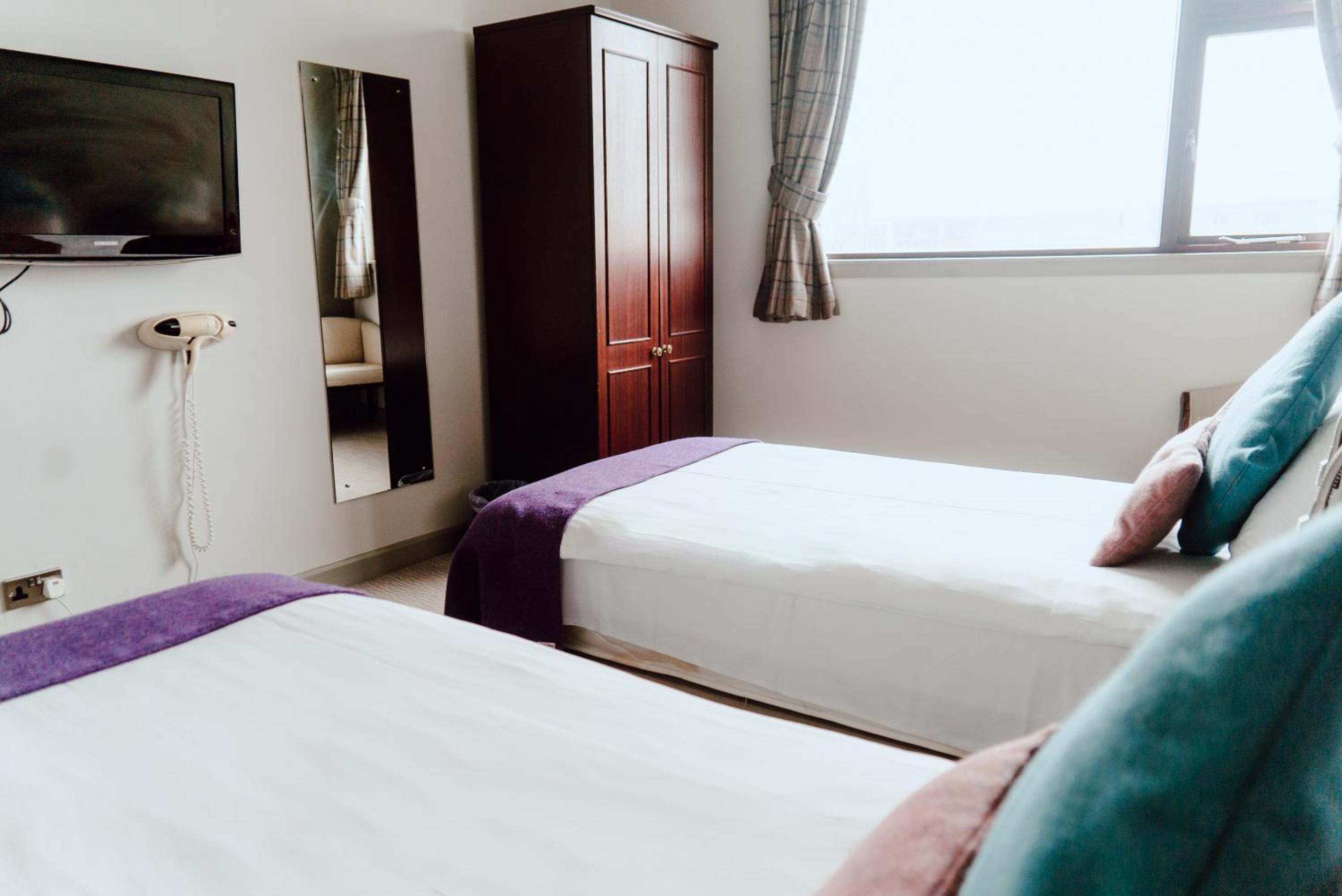 Superior Twin Room - Photo 2