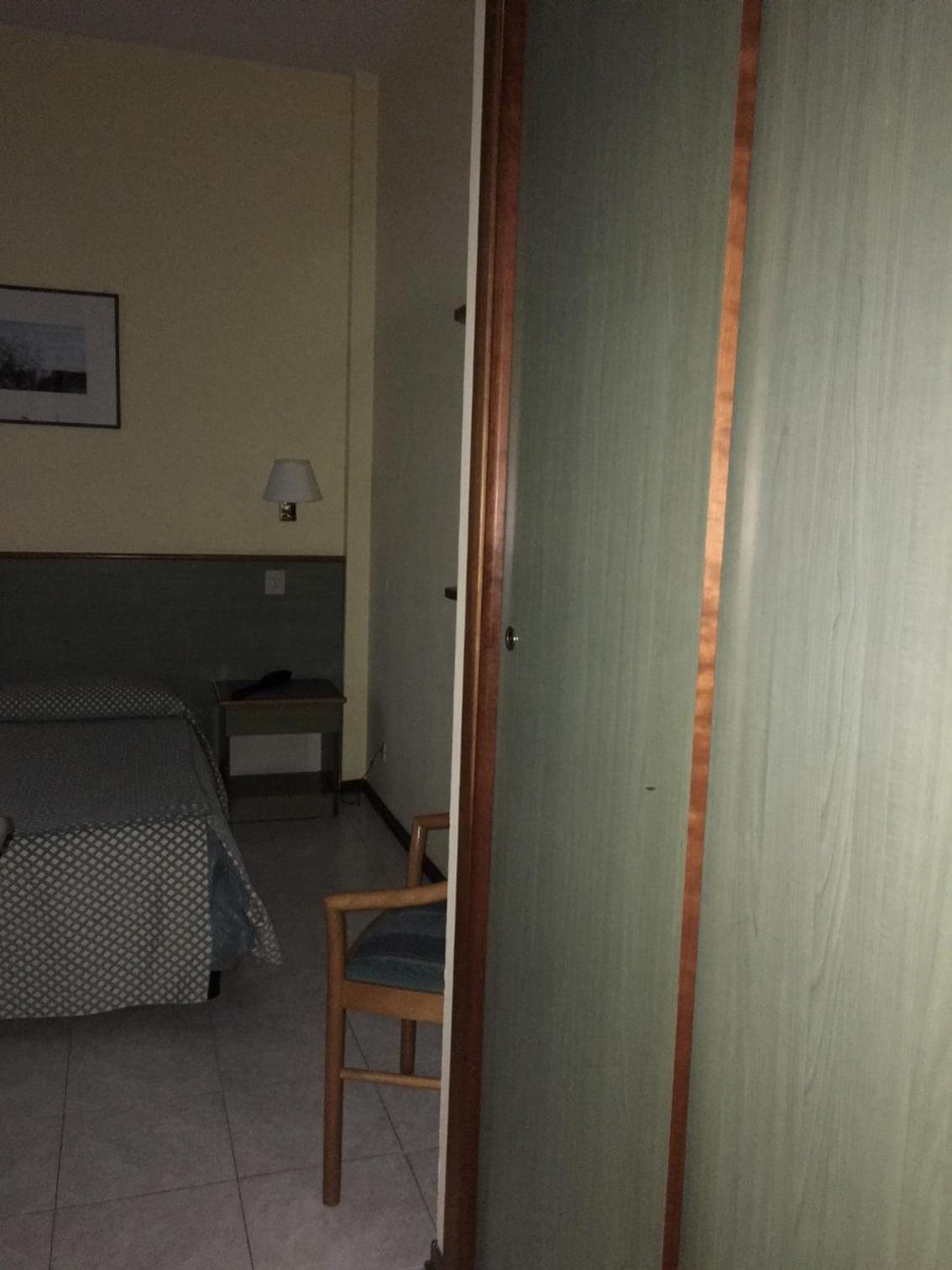 Interconnecting Room photo 2