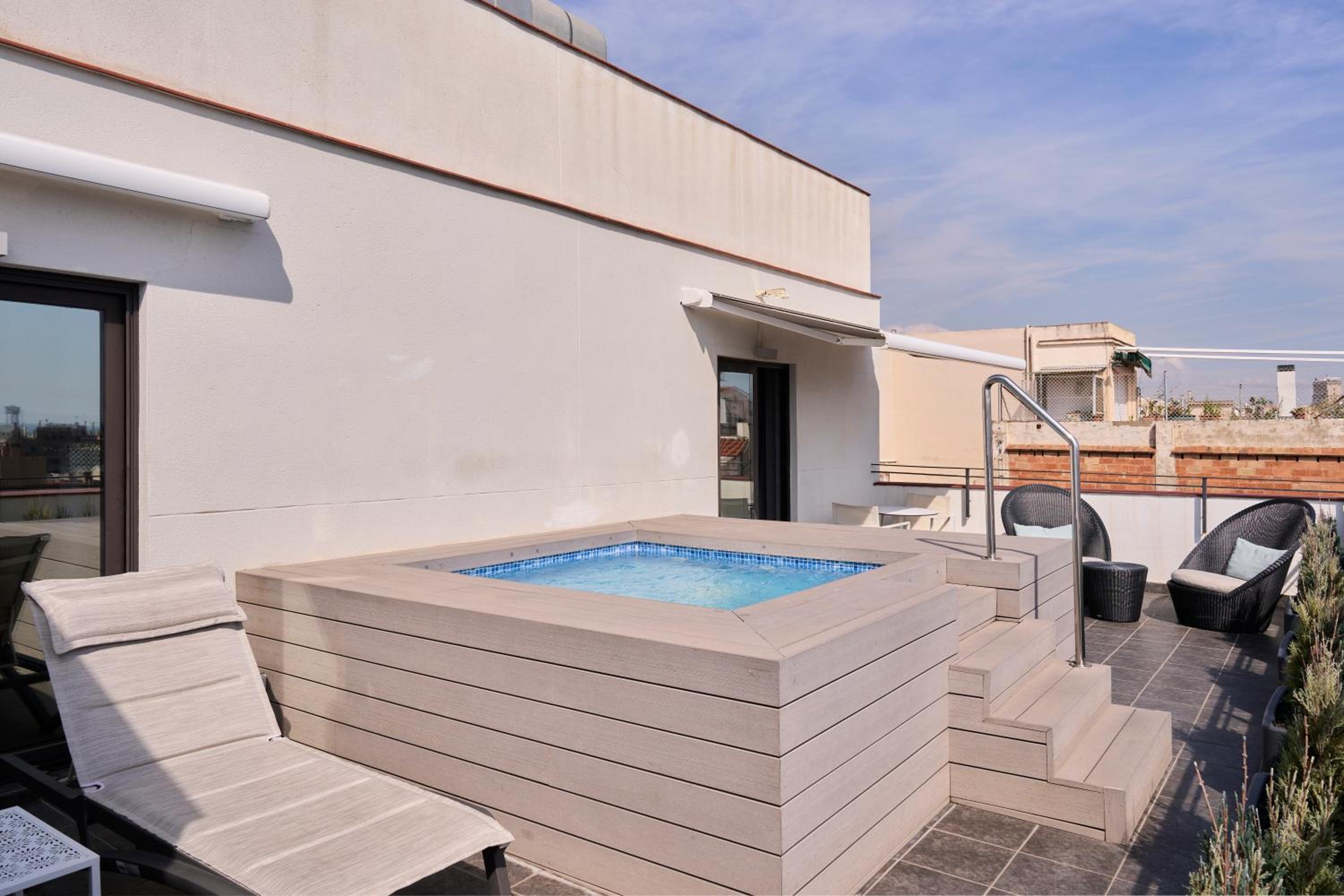 Suite with Private Pool photo 3