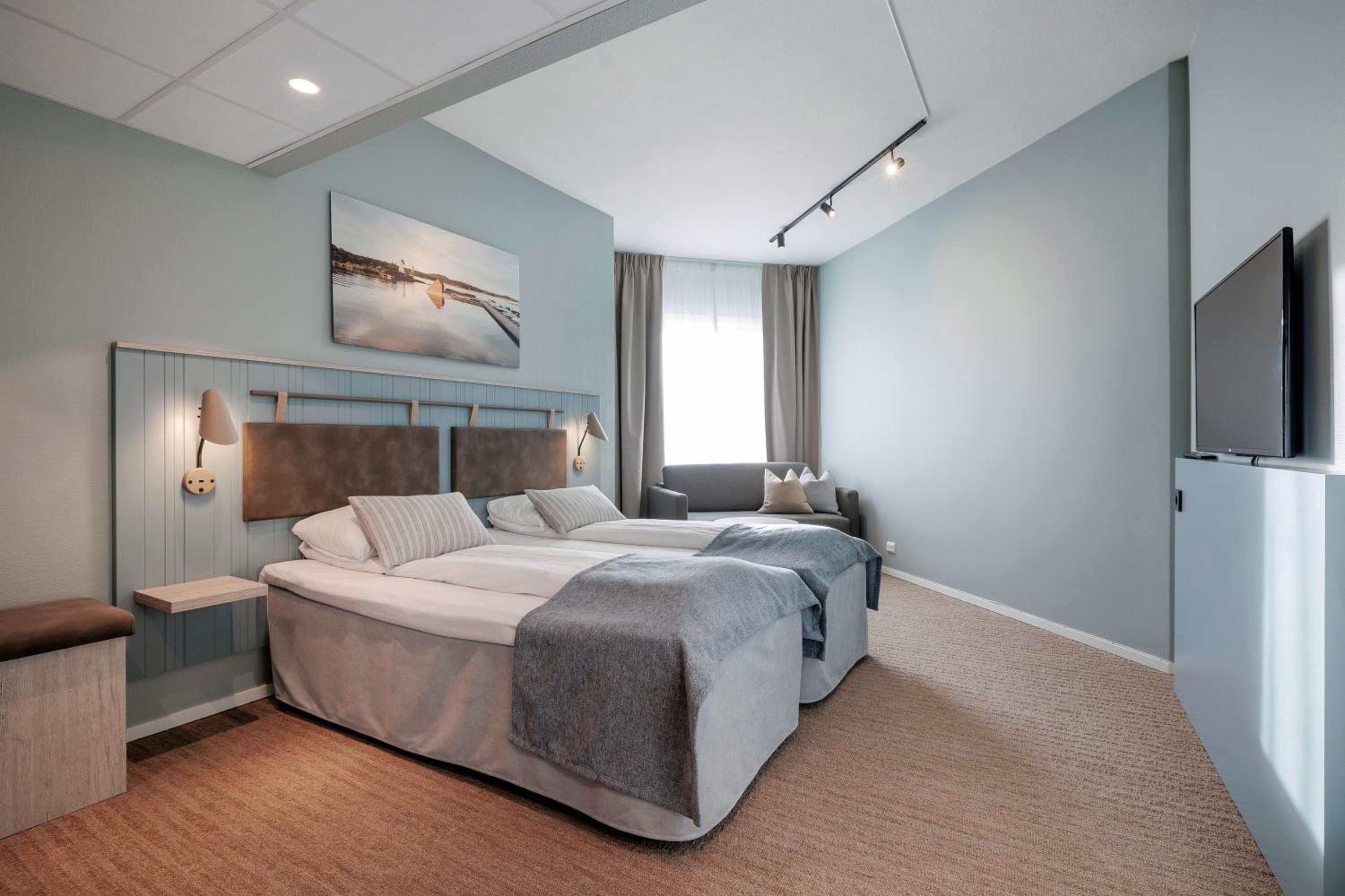 Standard Twin Room - Photo 4