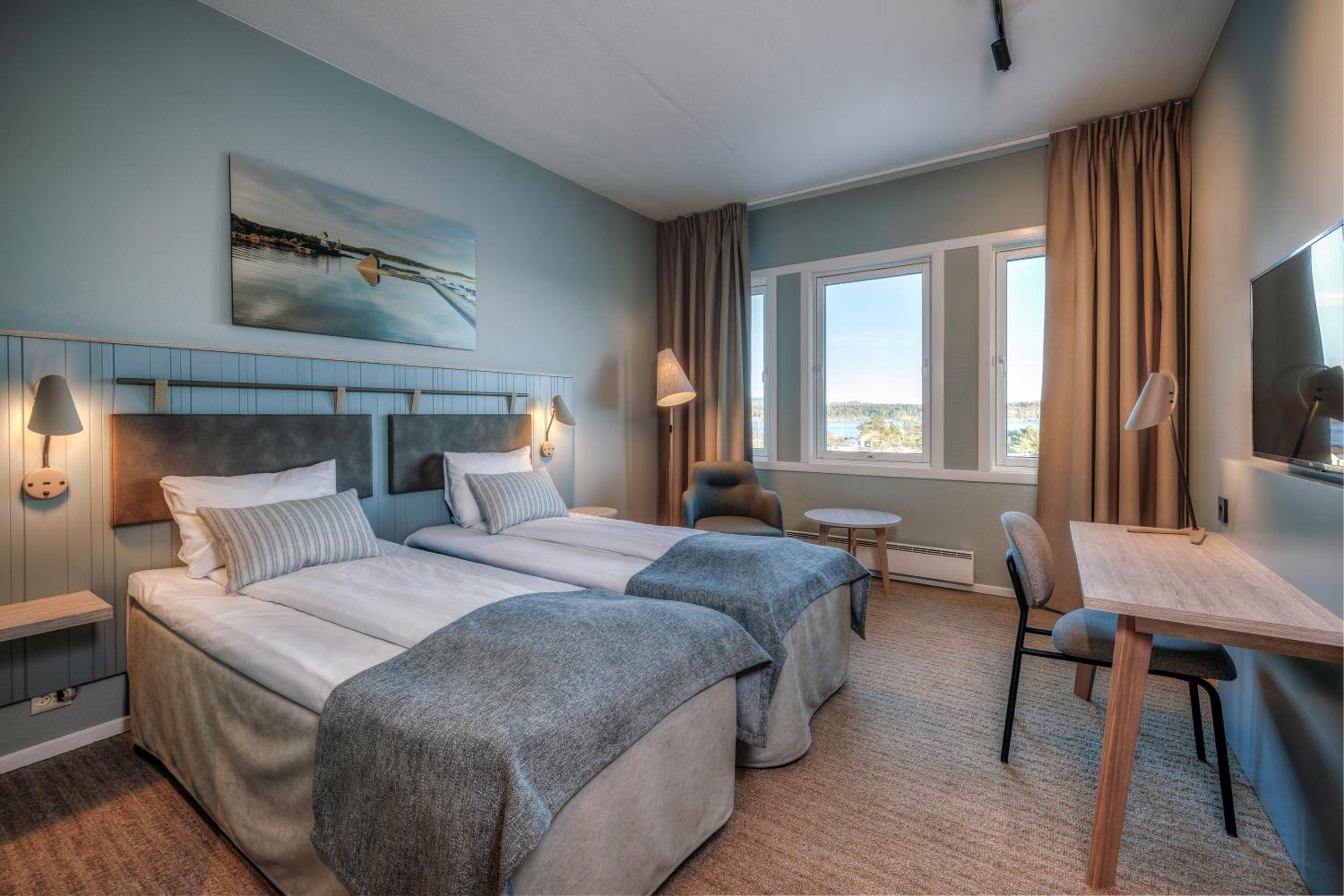 Standard Twin Room - Photo 1