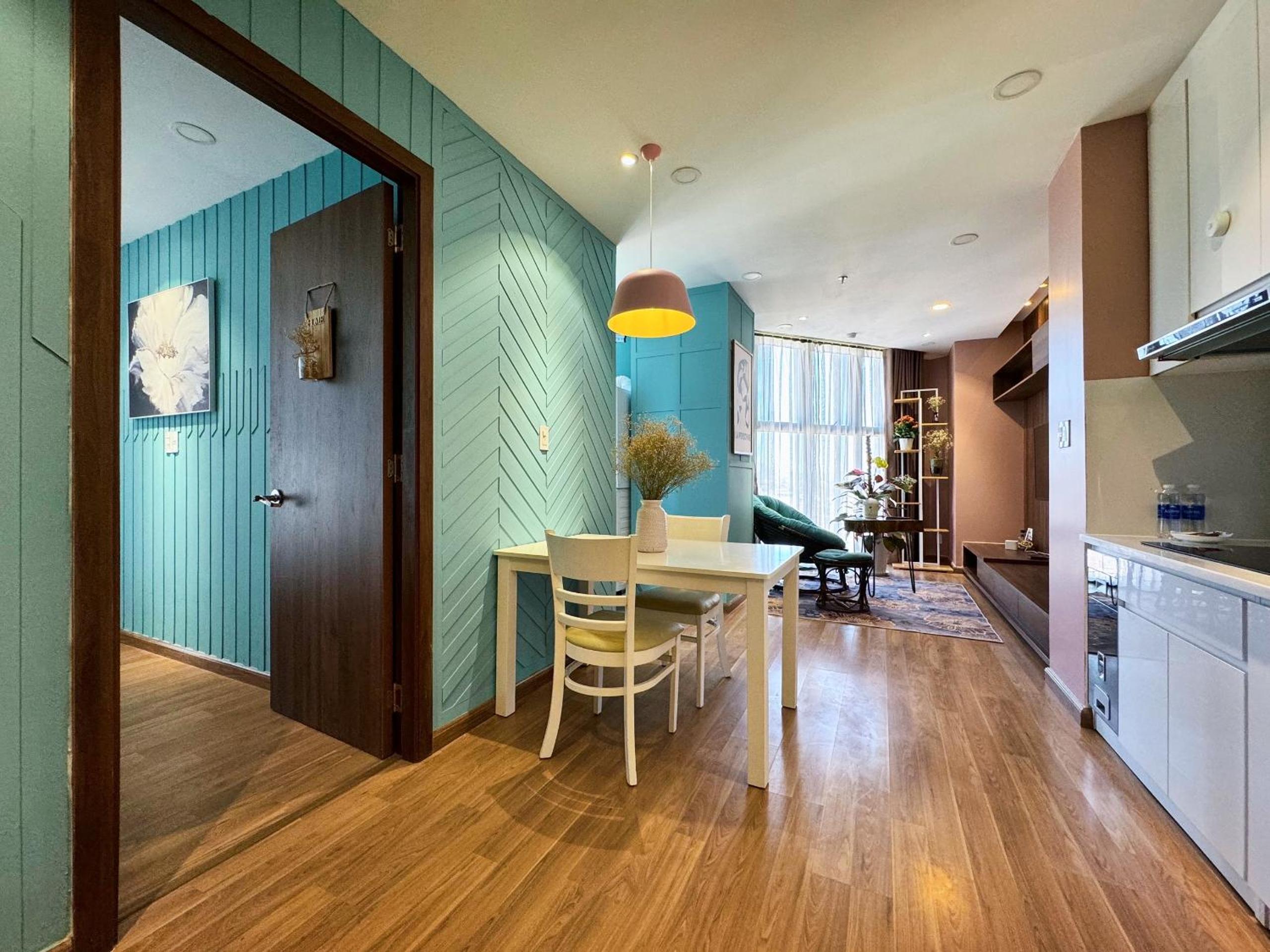 One-Bedroom Apartment - Photo 7