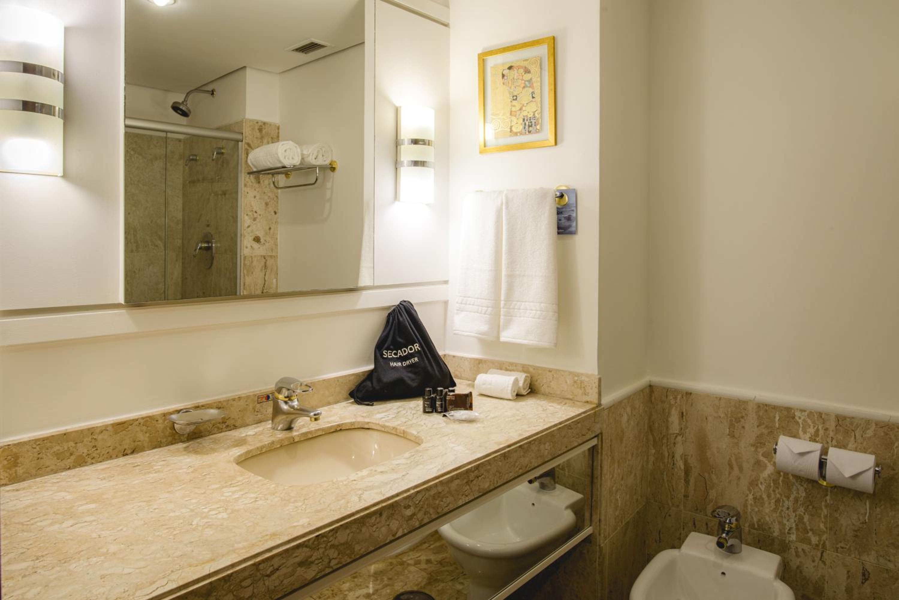 Superior Double Room - Photo 4