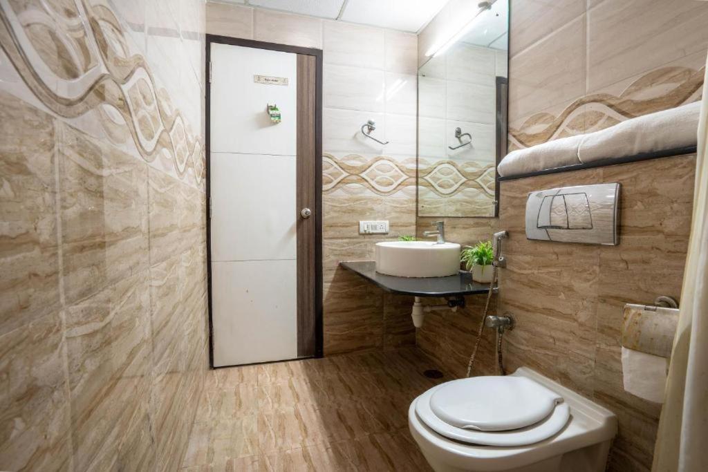Deluxe Room - Photo 2