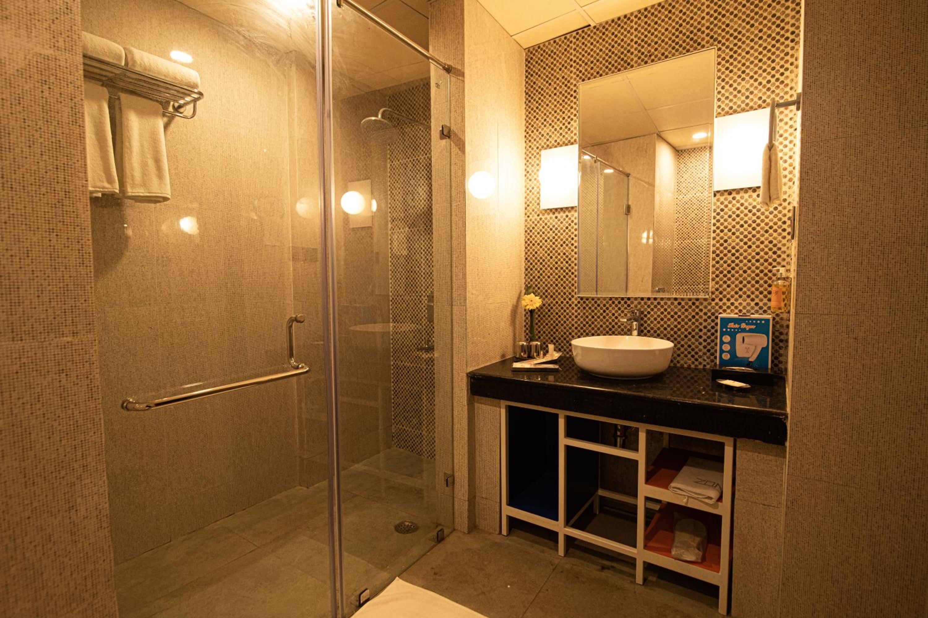 Double Room with Pool View photo 3