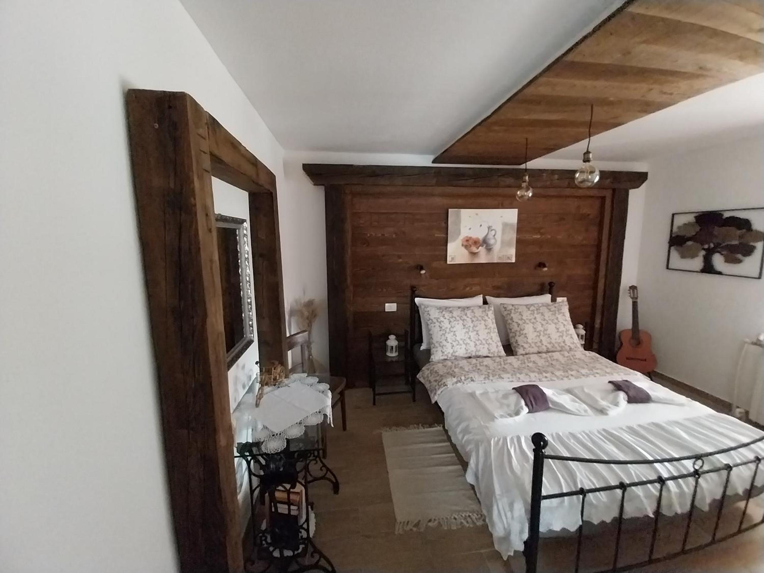 Deluxe Apartment - Photo 18
