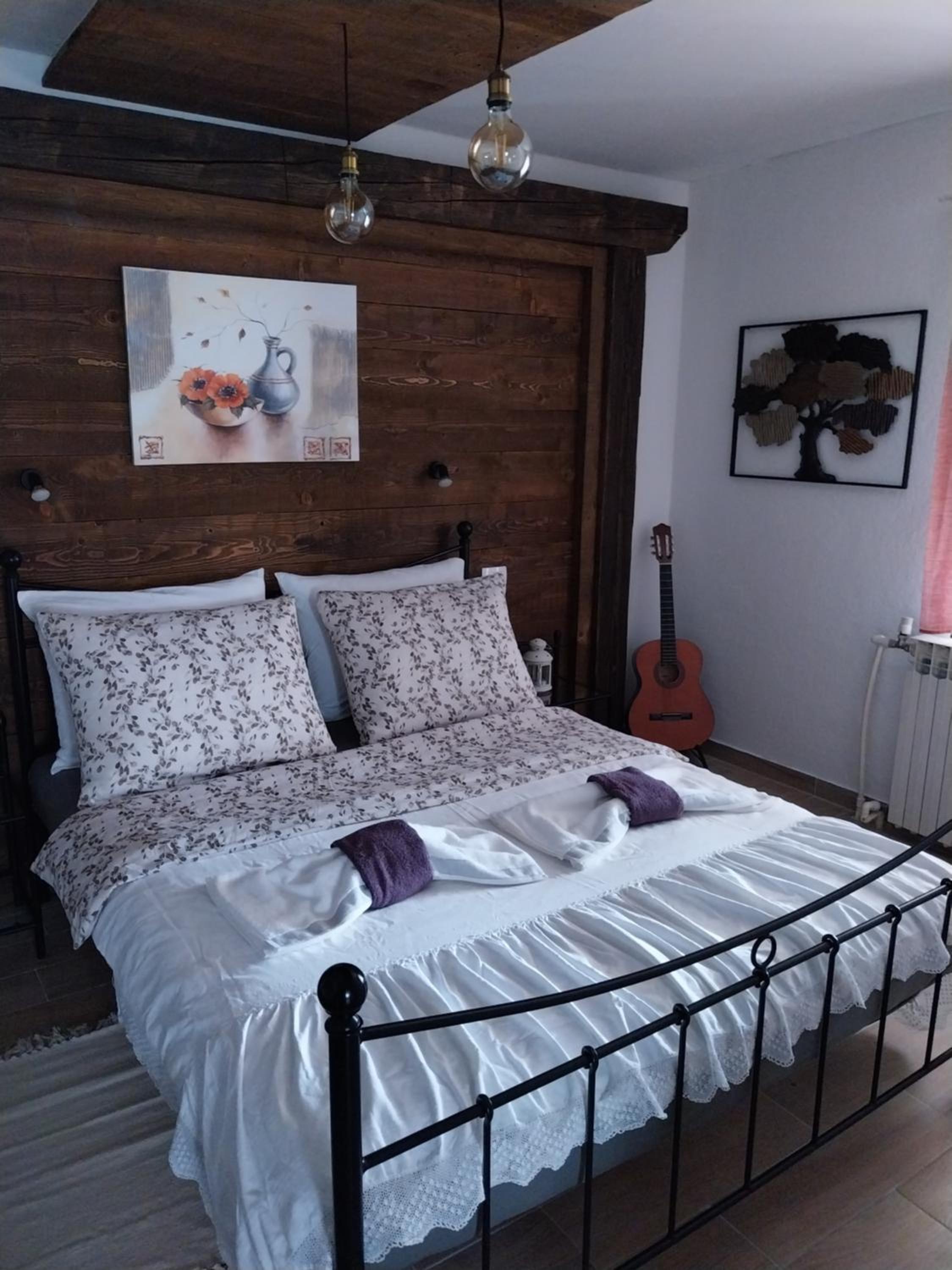 Deluxe Apartment - Photo 2