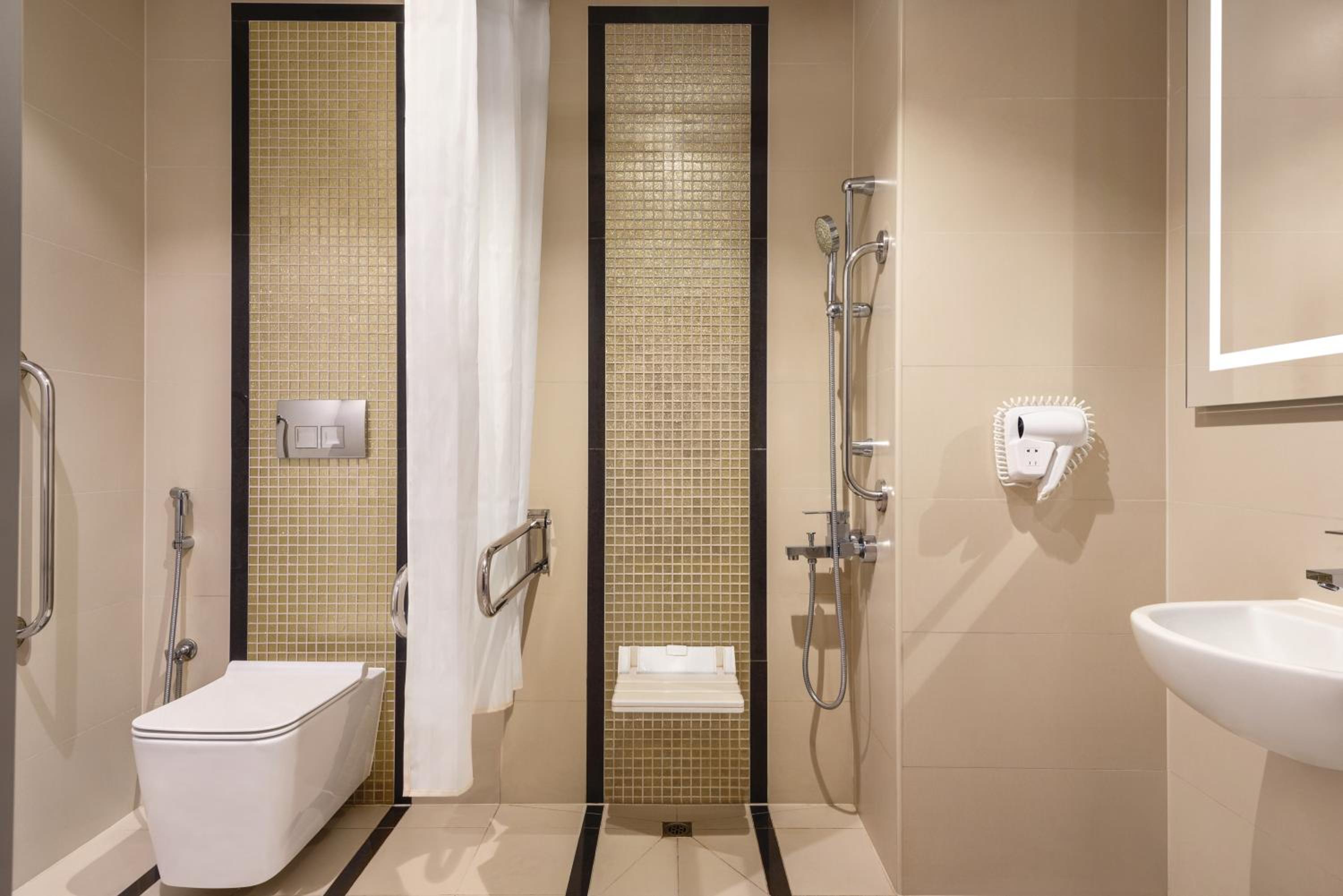 Twin Room - Mobility Accessible - Non-Smoking