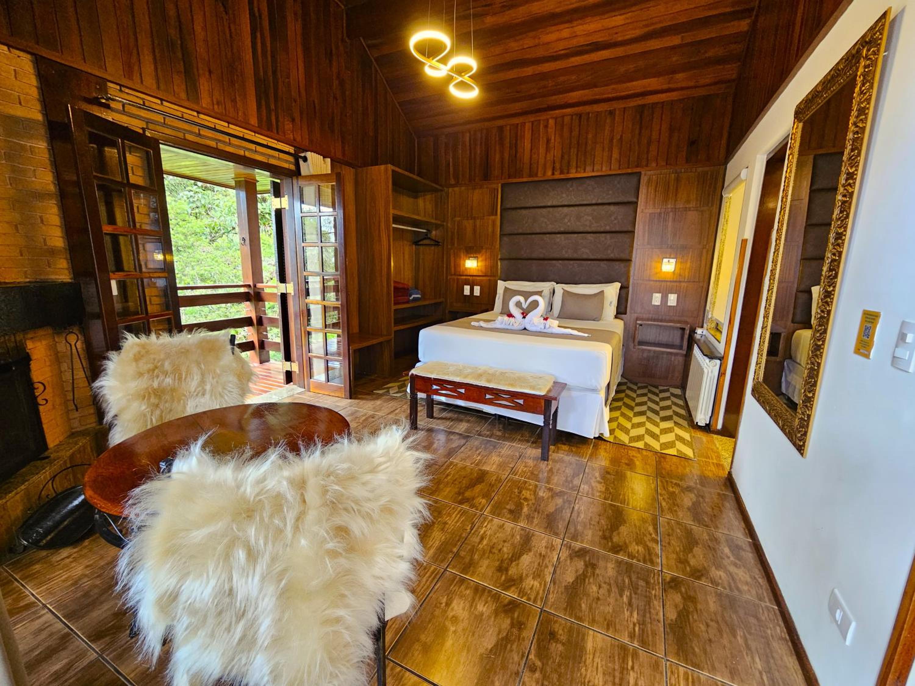 Superior Chalet (2 Adults) photo 1