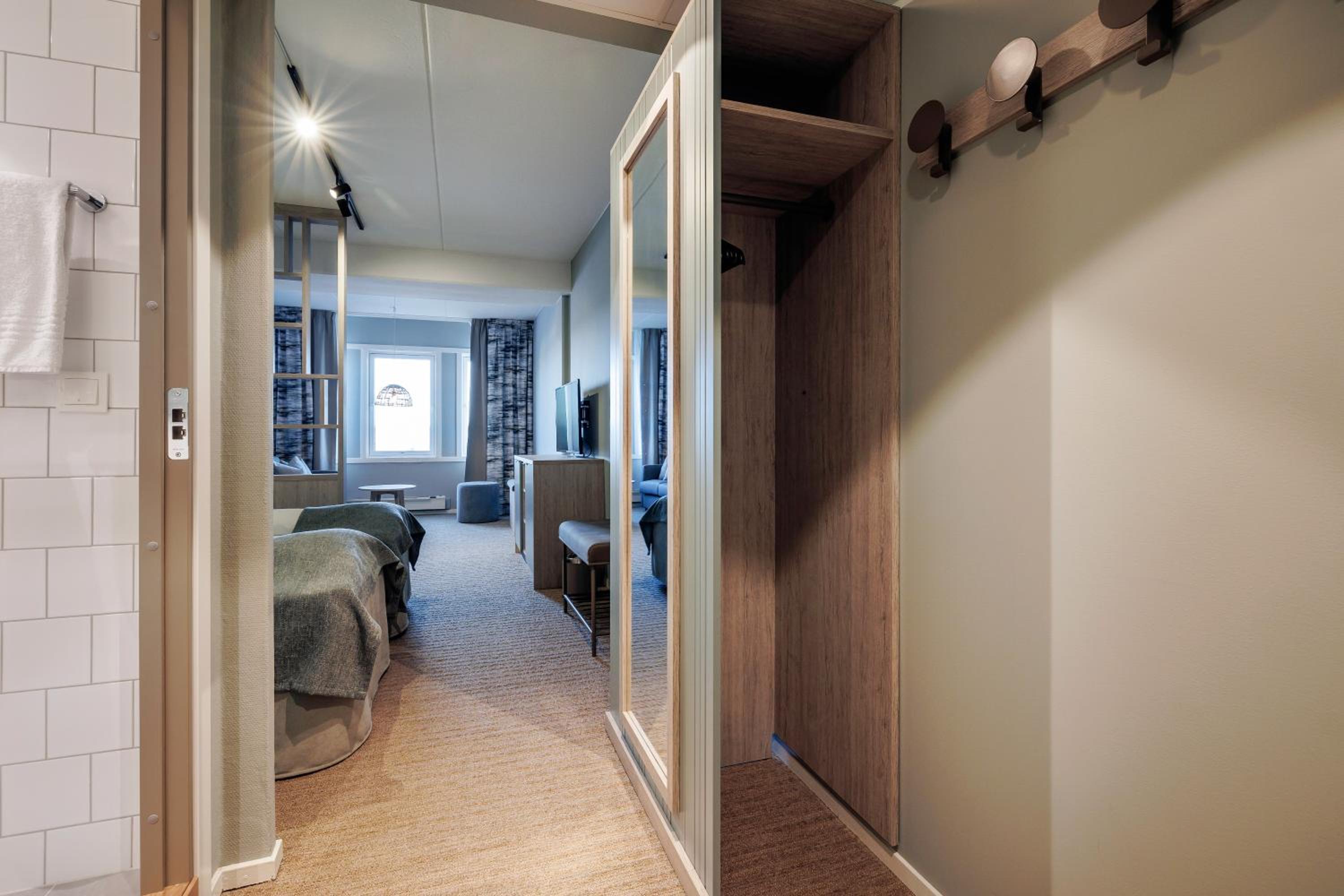 Deluxe Twin Room - Photo 3