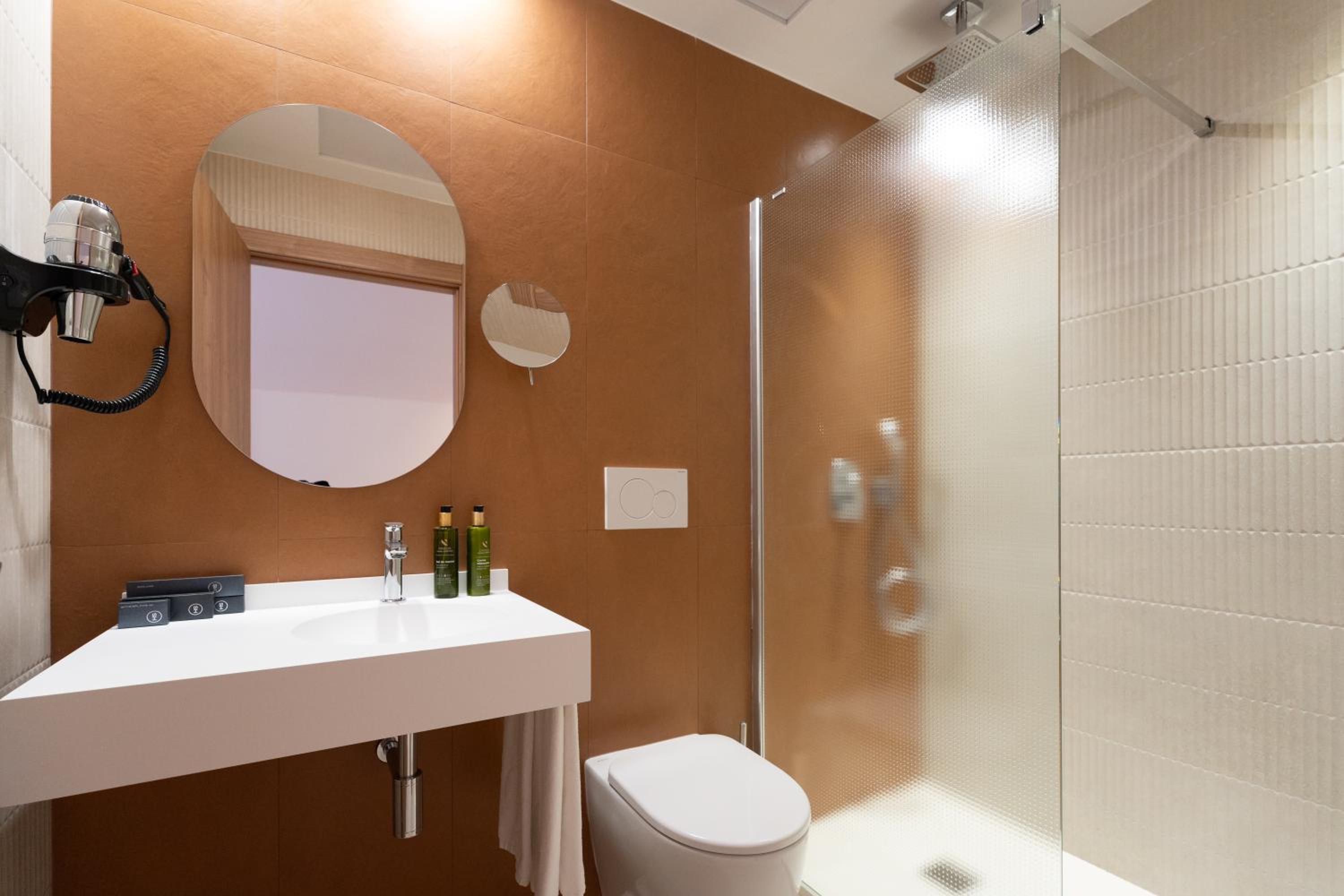 Superior Double Room - Photo 4