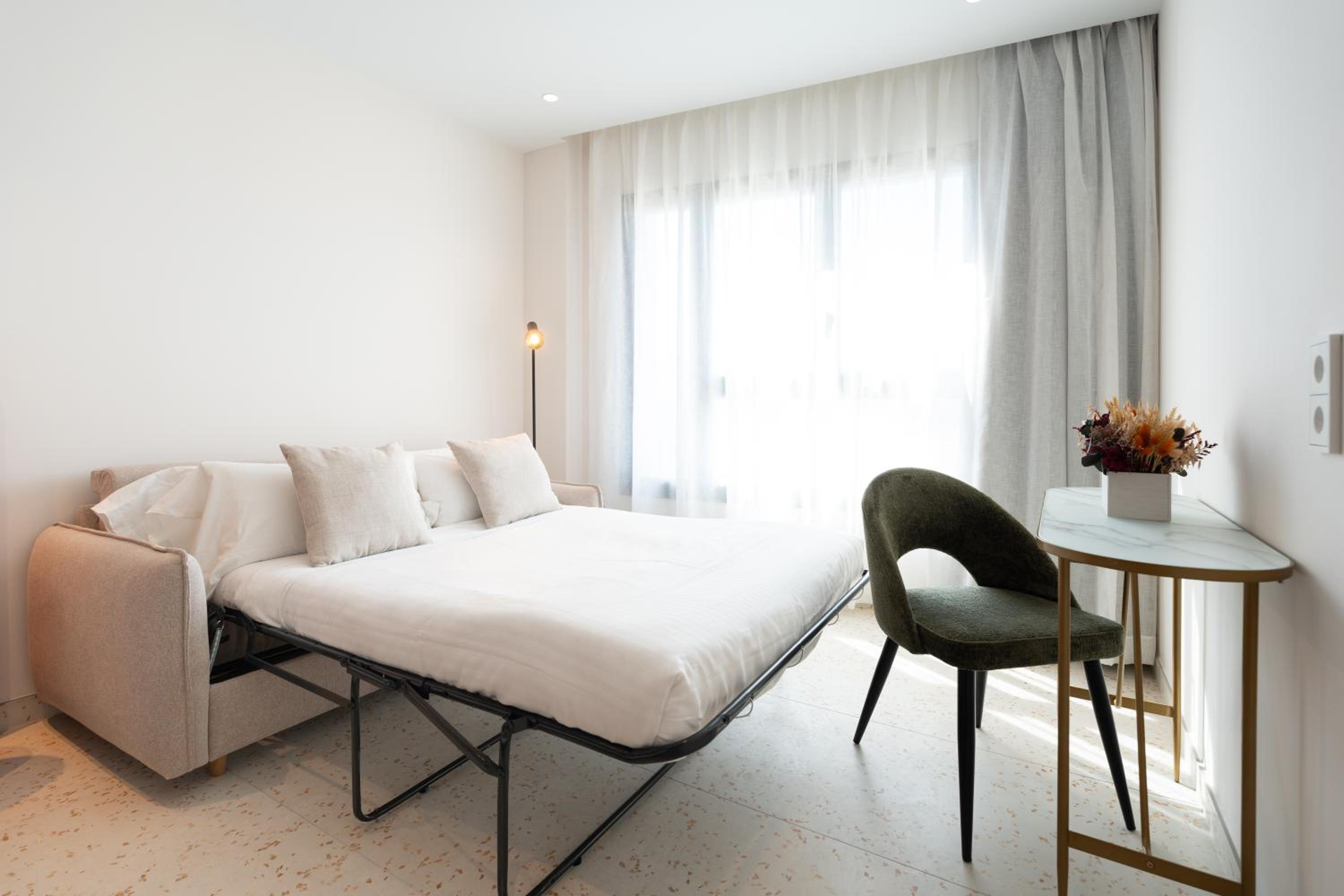 Superior Double Room - Photo 1