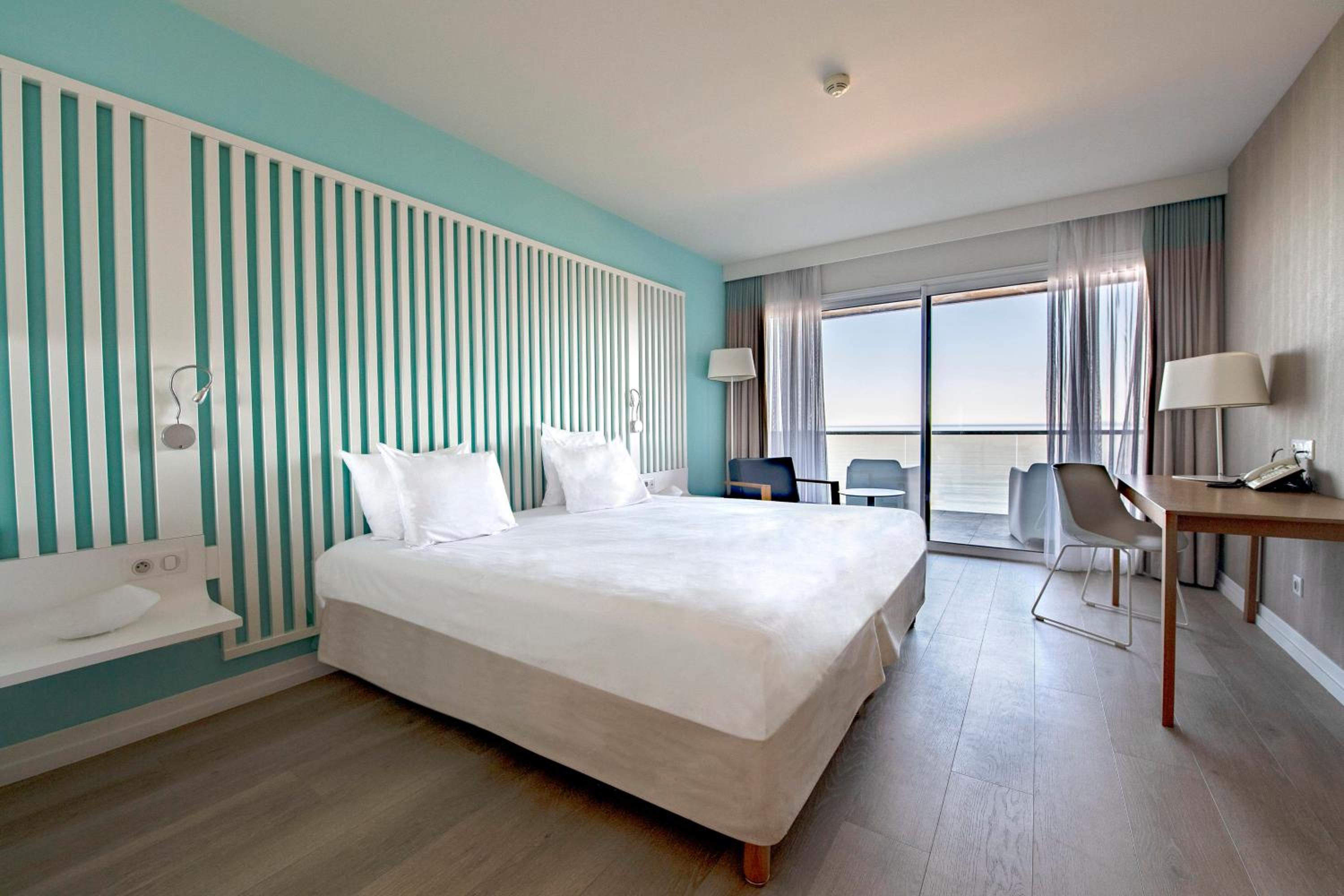 Superior Room - Sea View & Balcony - Photo 1
