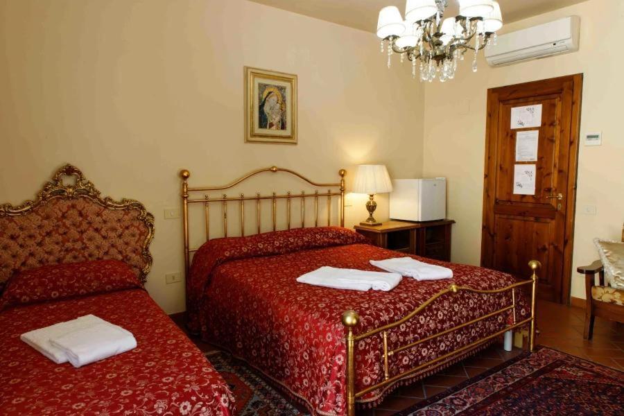 Triple Room photo 2