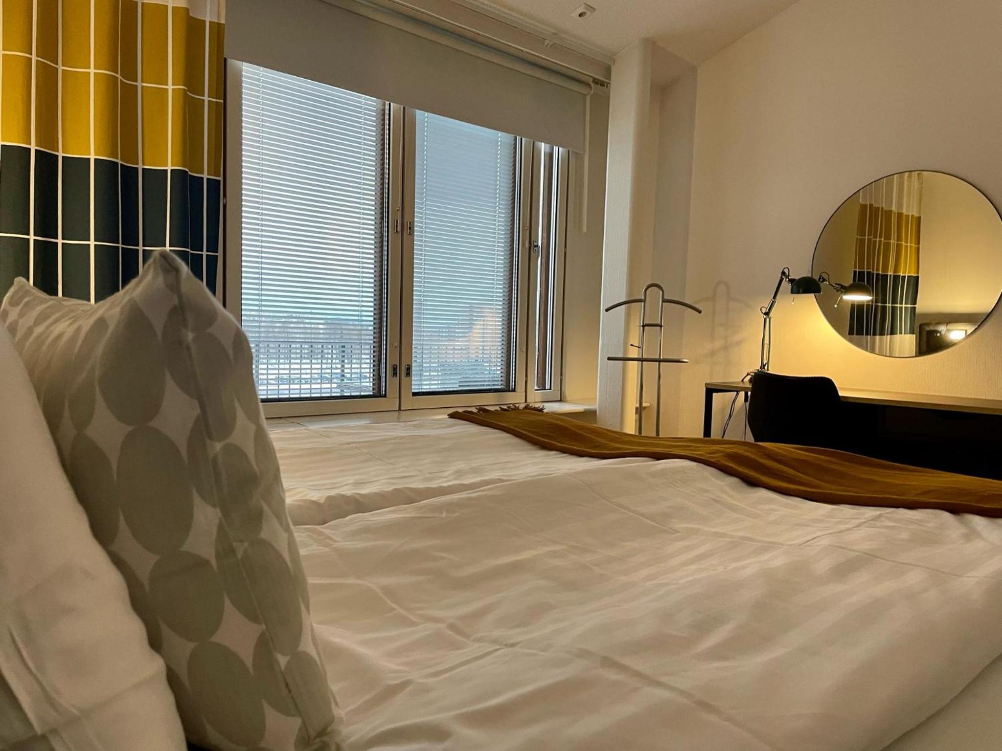 One-Bedroom Apartment - Photo 3