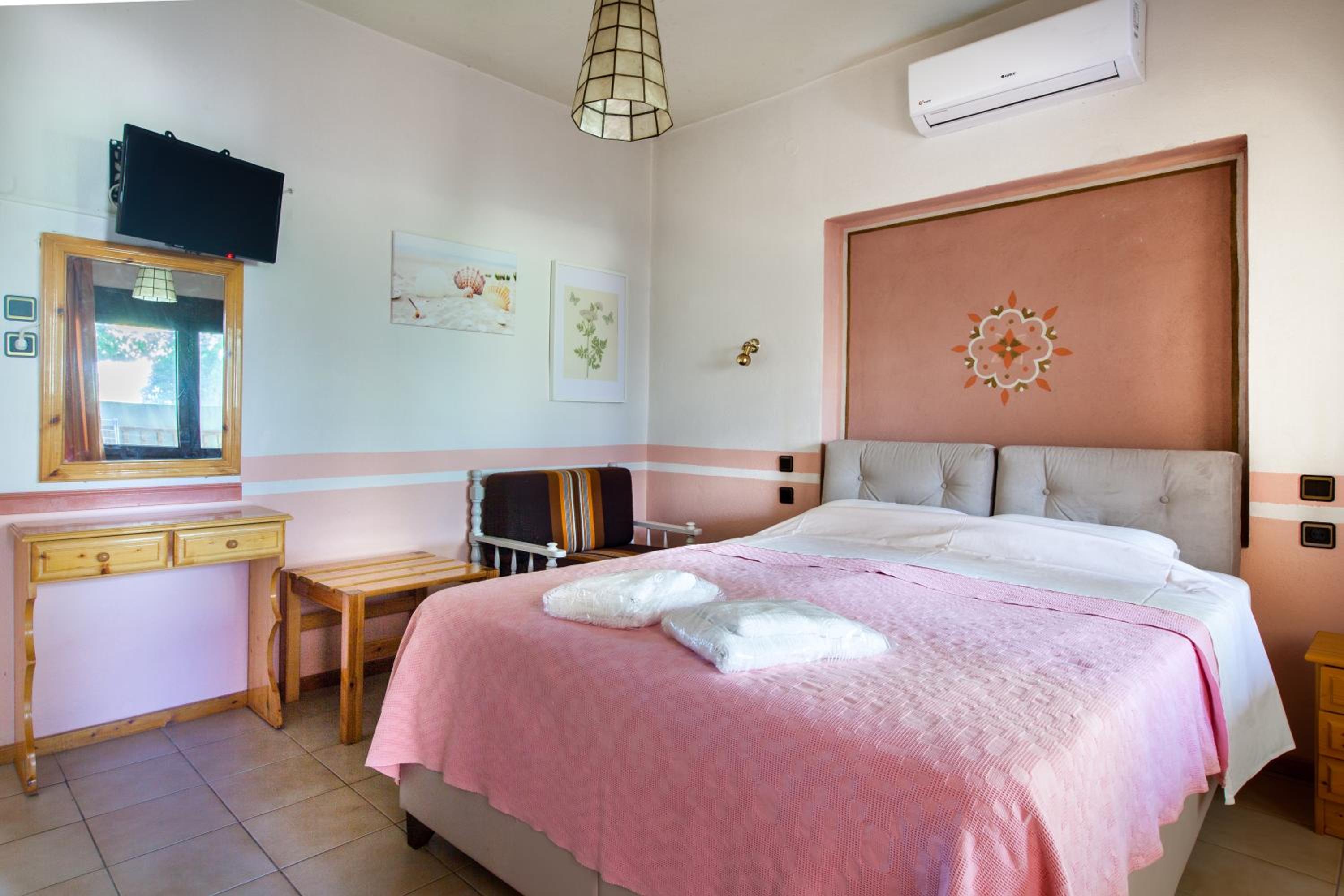 Double Room with Balcony photo 3