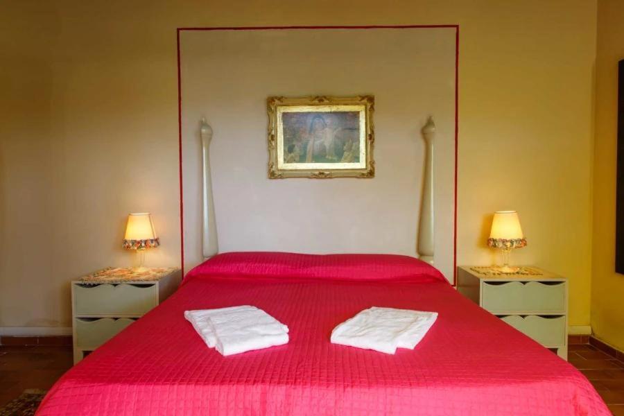 Large Double Room photo 1