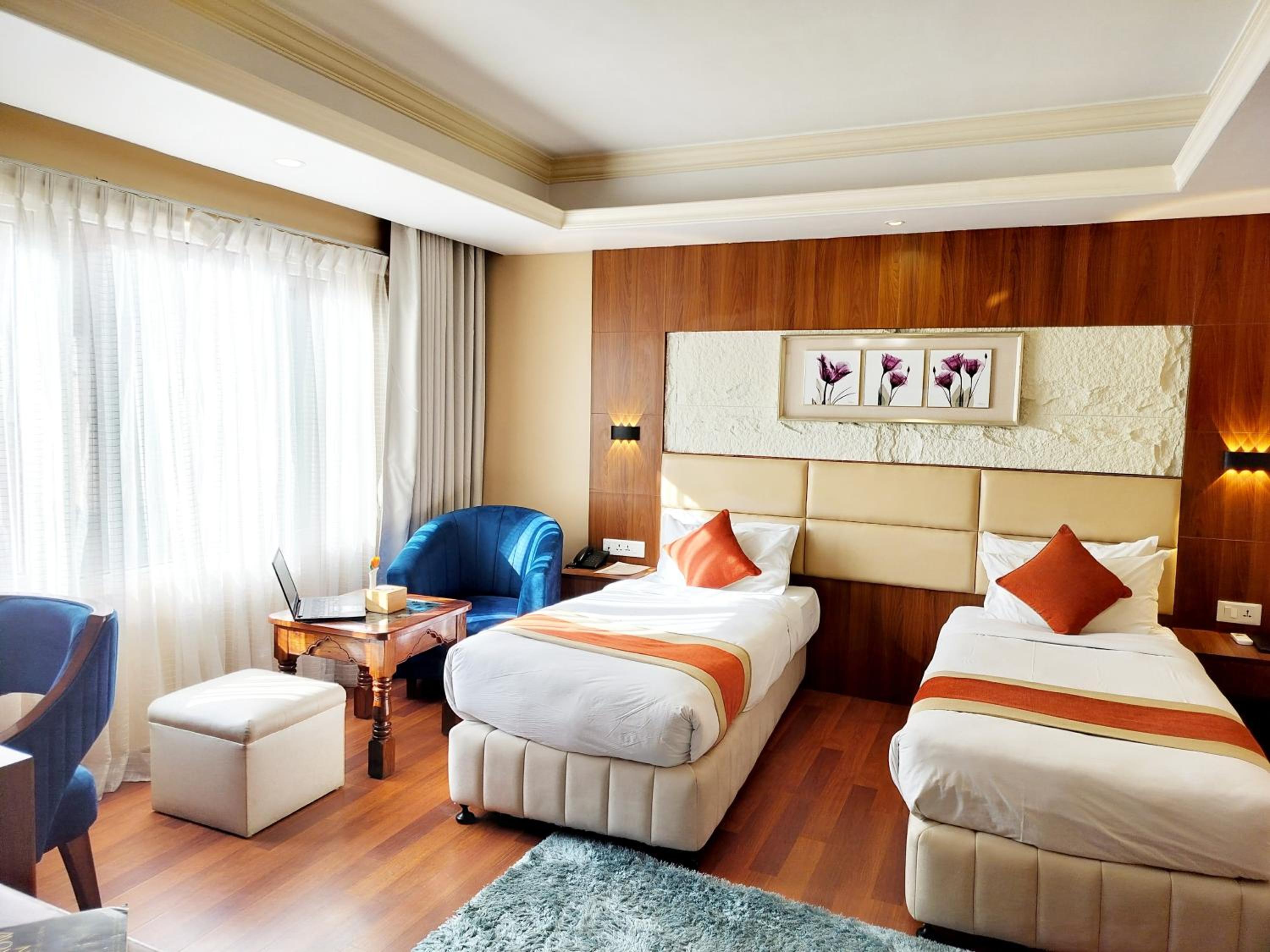 Deluxe Twin Room photo 3