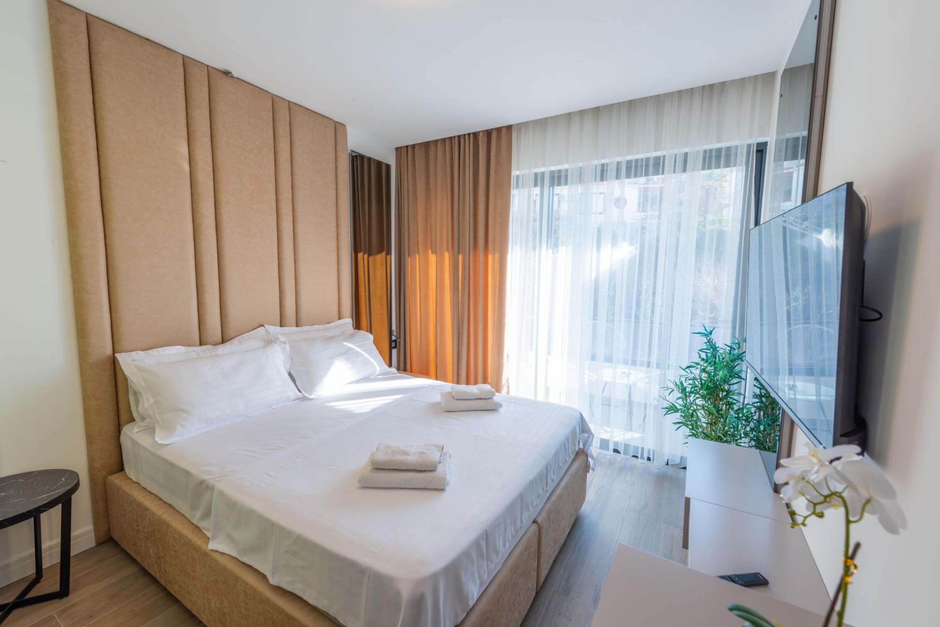 Deluxe Double Room photo 3