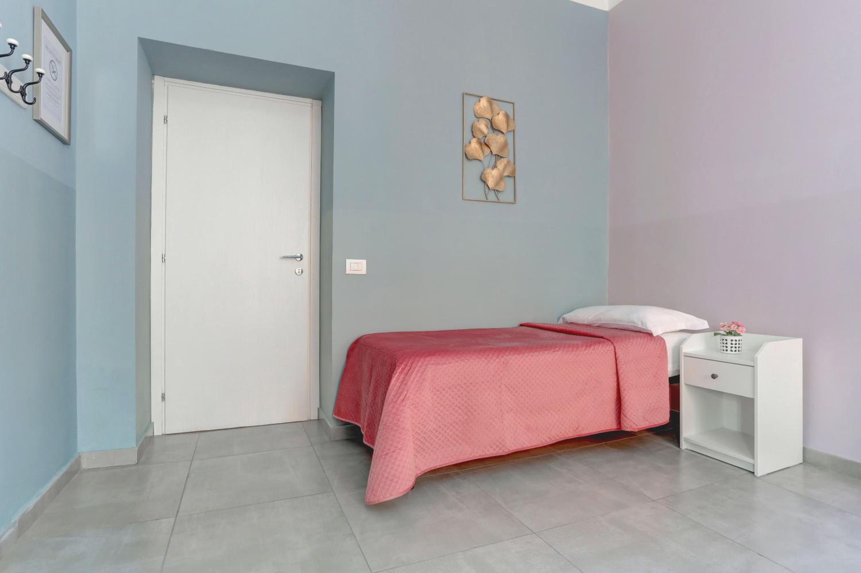 Quadruple Room with Shared Bathroom photo 1