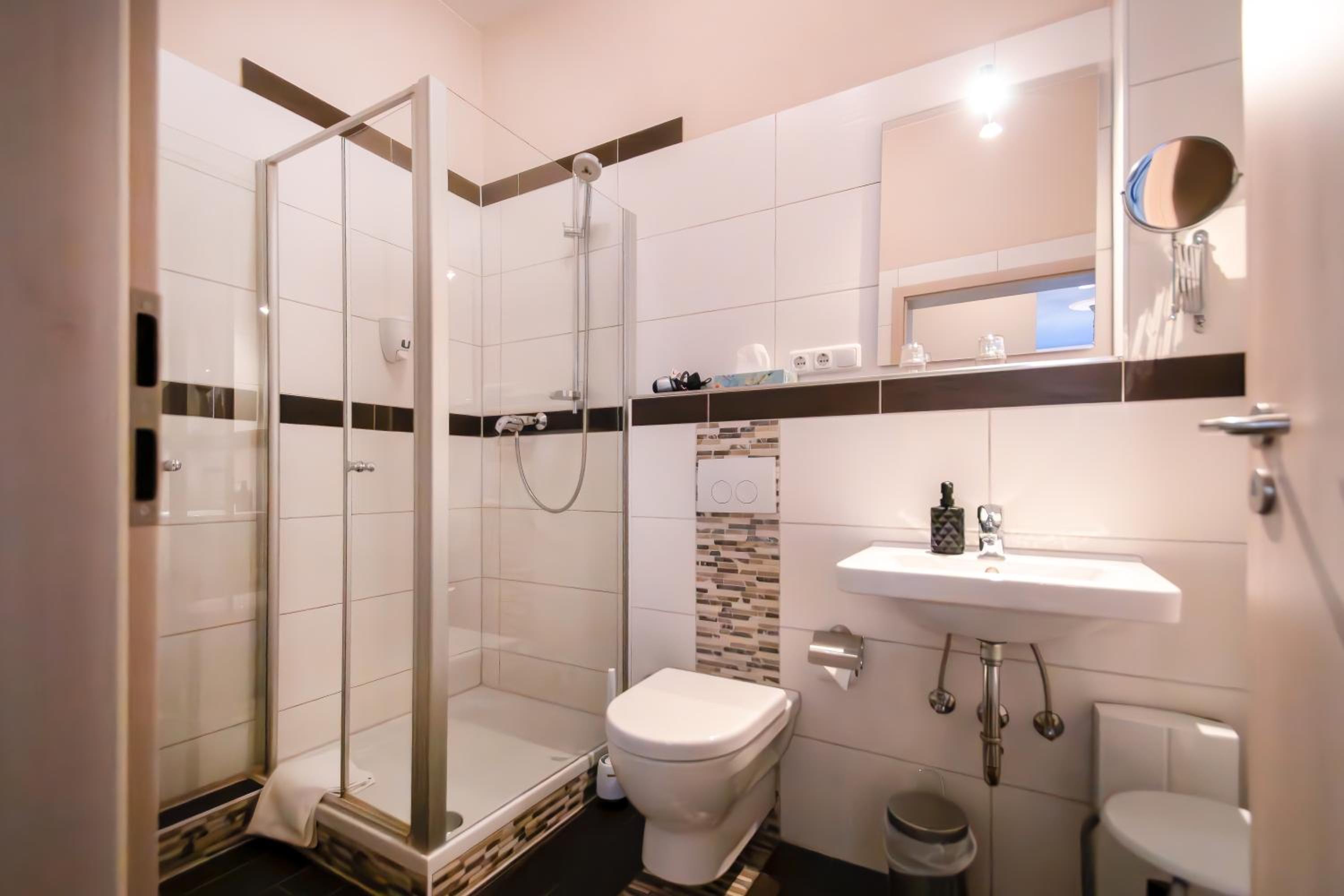 Studio Apartment photo 3