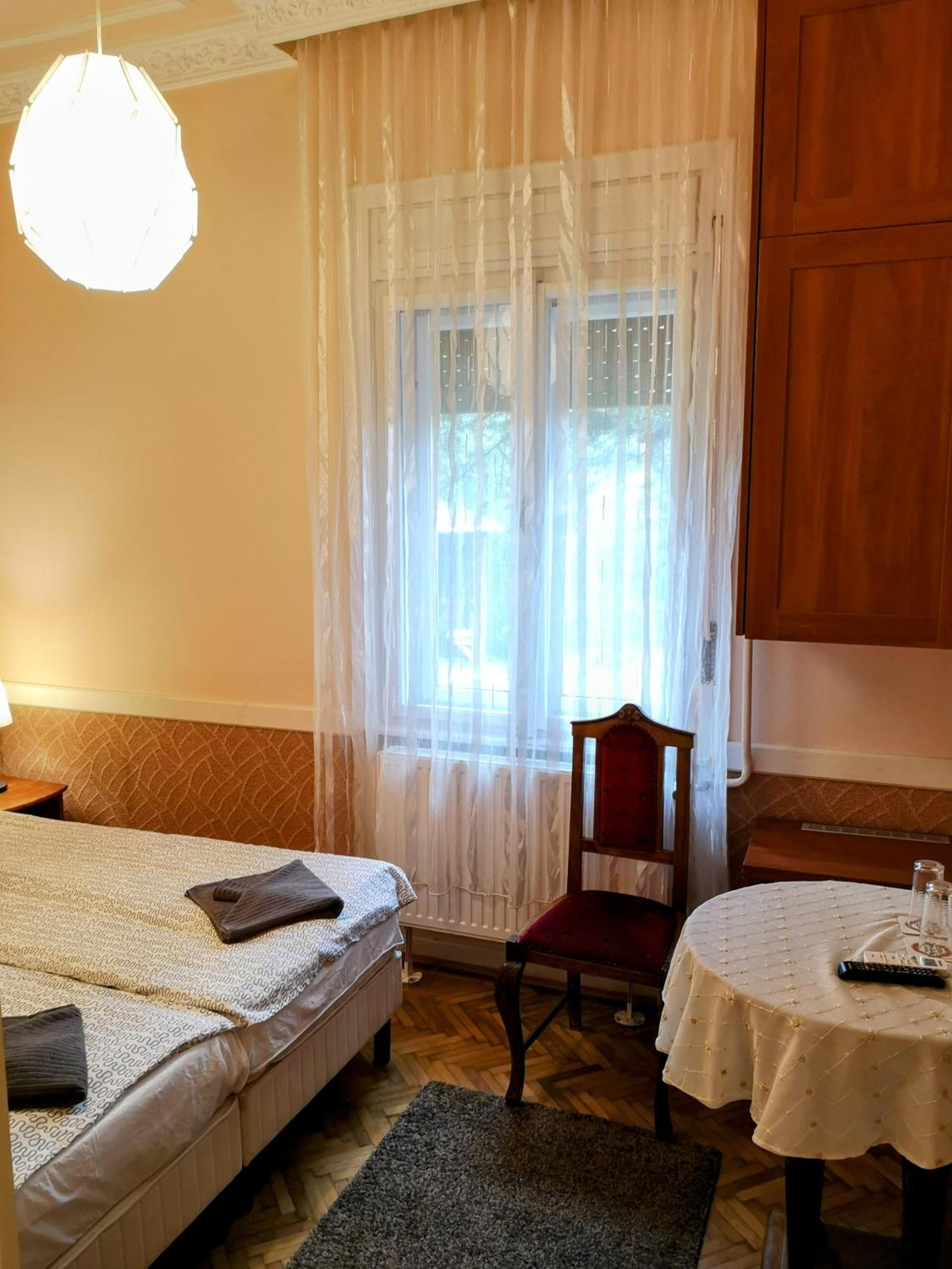 Two-Bedroom Suite - Photo 6