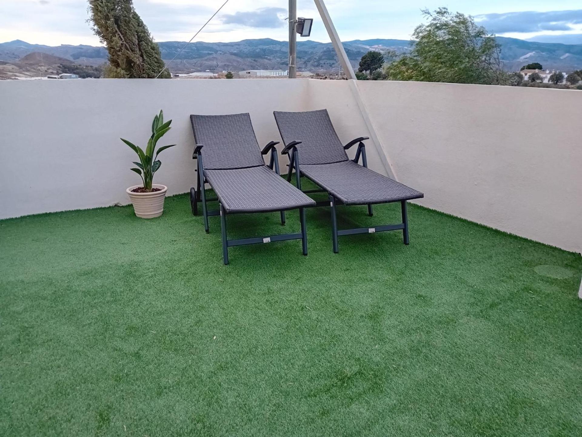 Deluxe Double Room with Balcony photo 3
