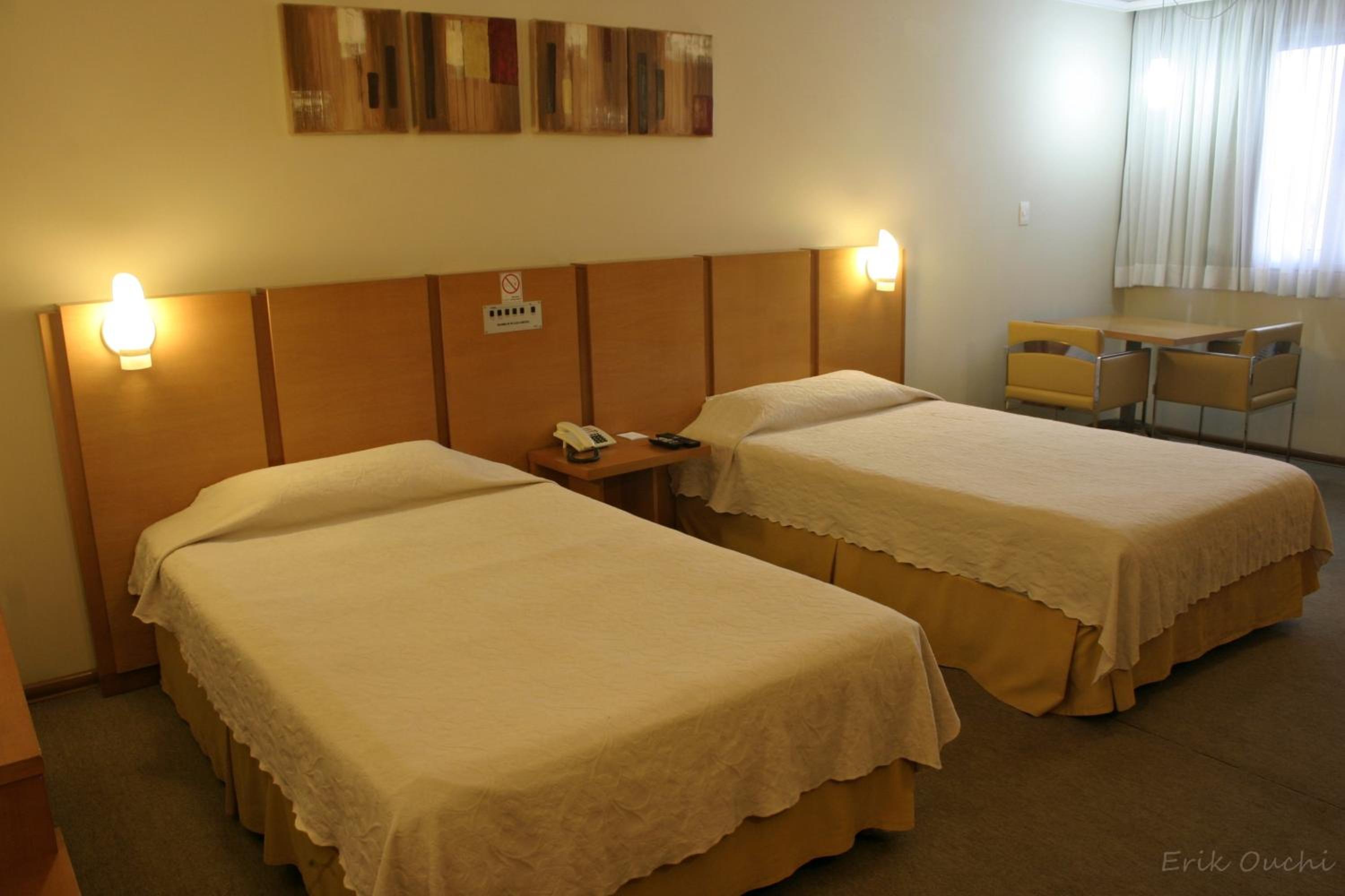 Standard Twin Room photo 2