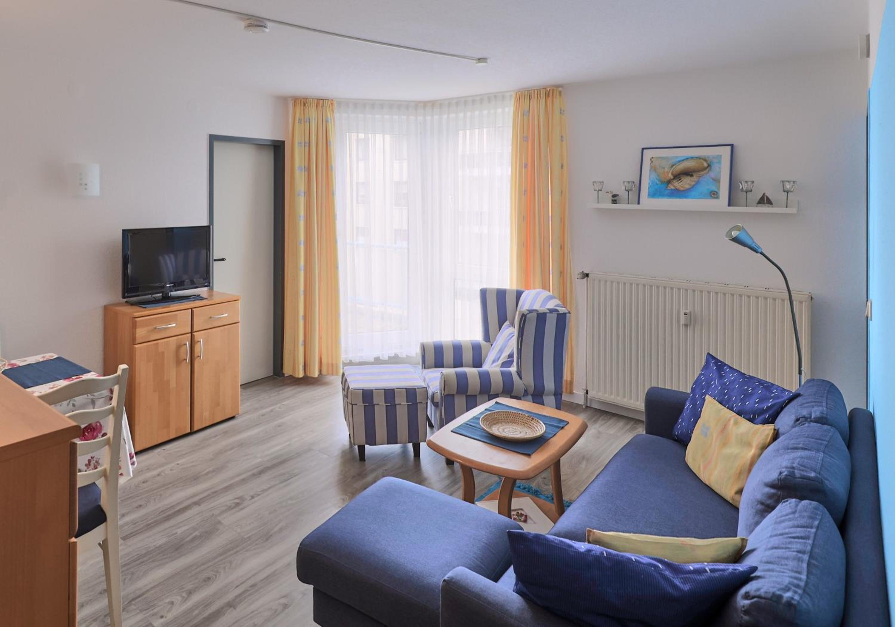 Apartment With Balcony photo 1
