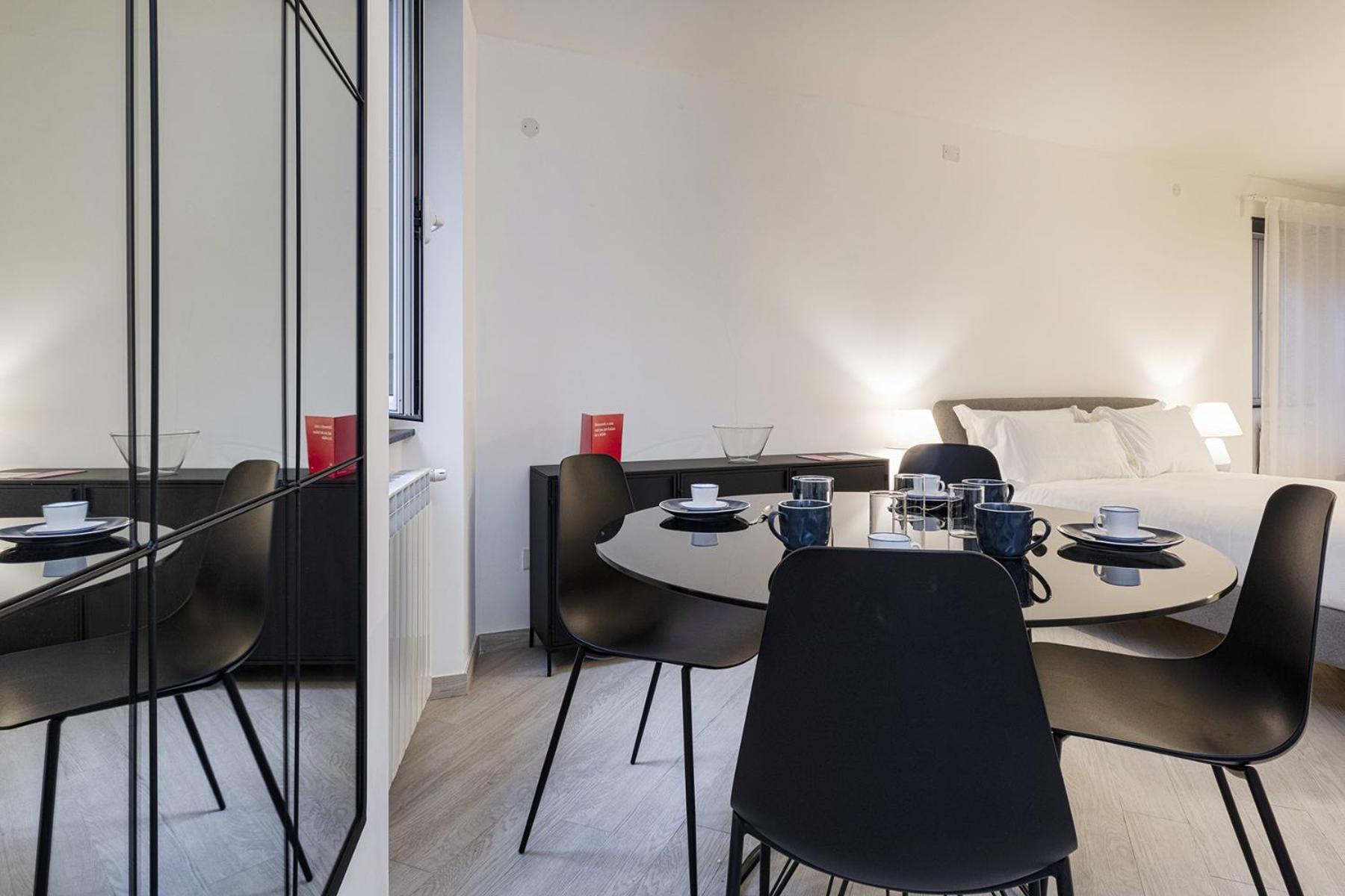 Studio Apartment