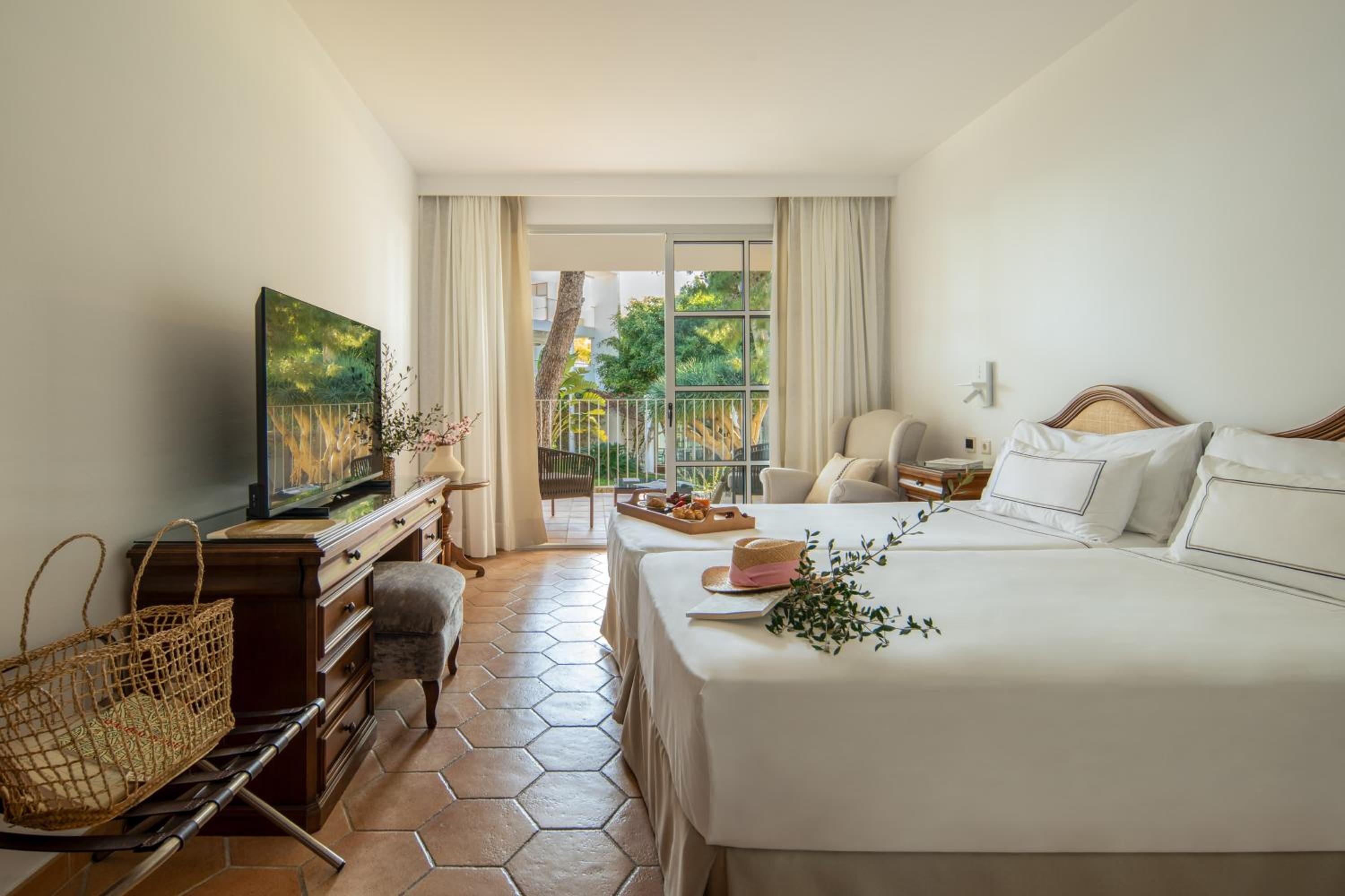 Classic Room - Photo 1
