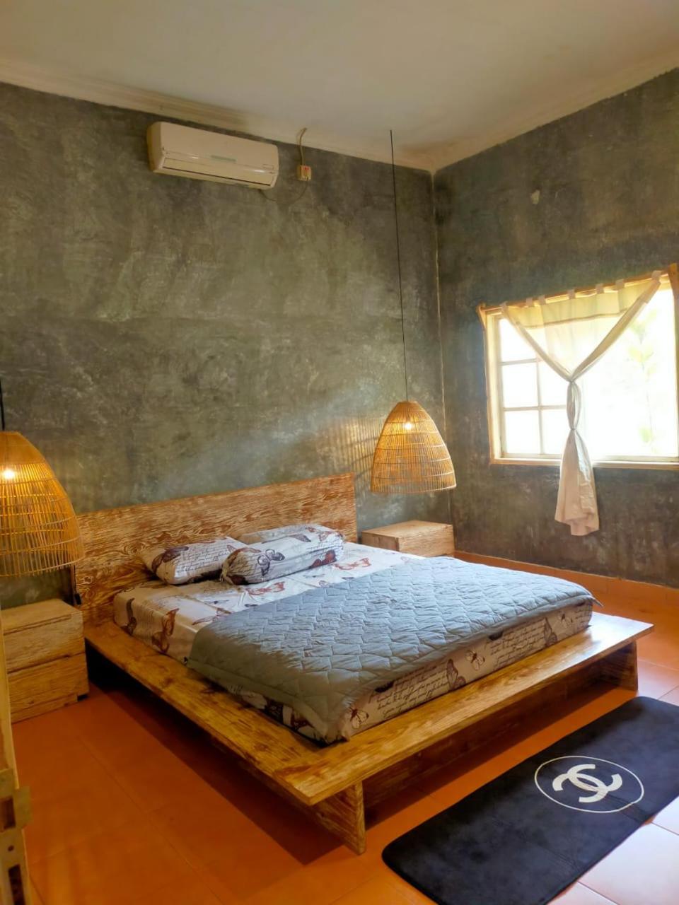Villa photo 1