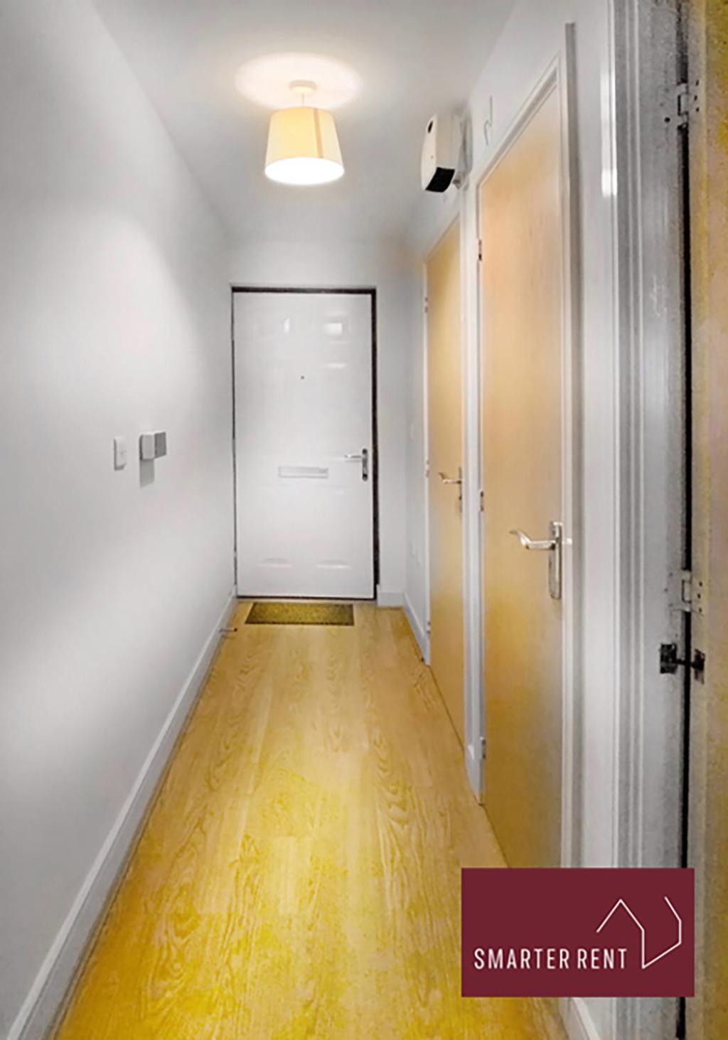 Apartment photo 2