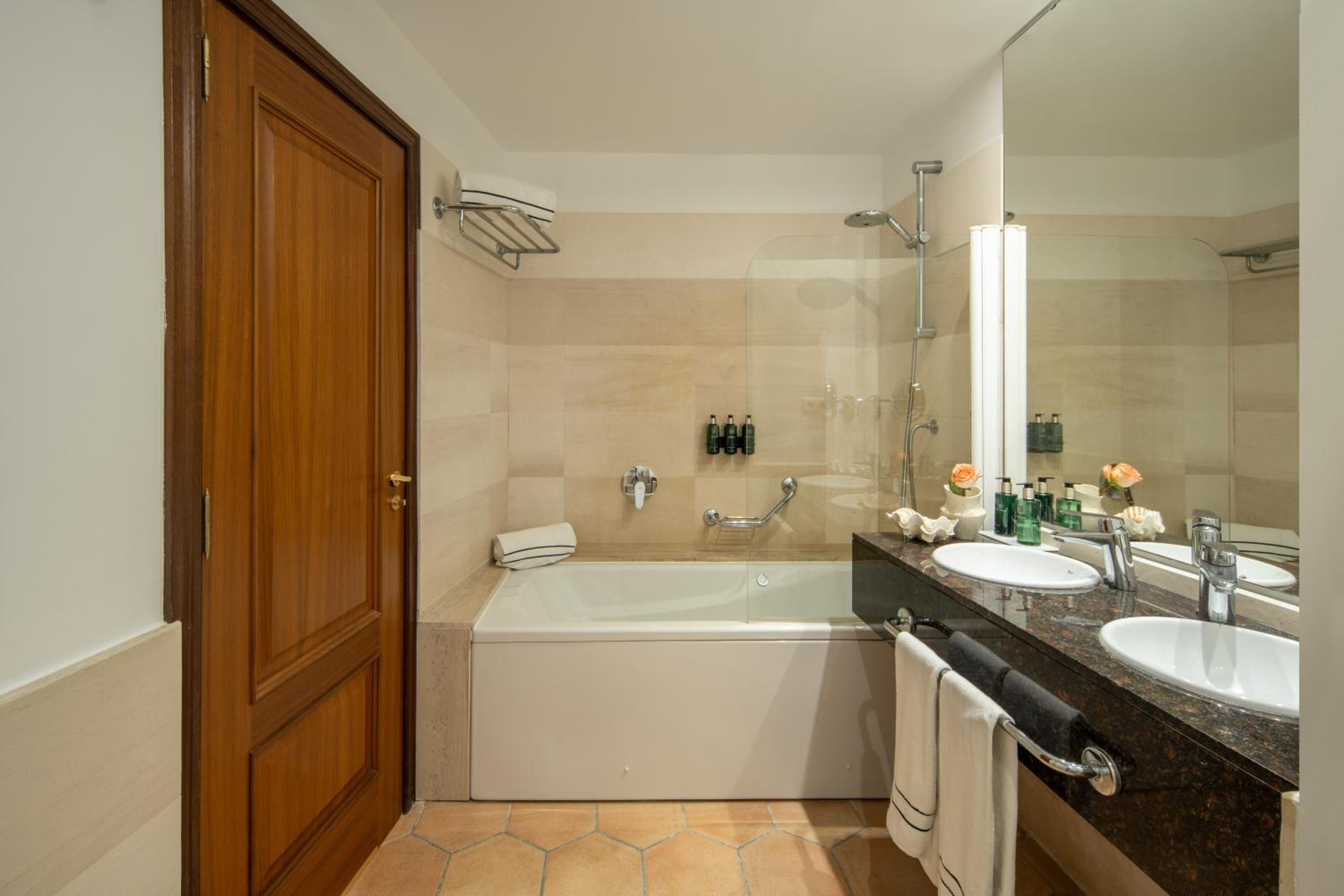 Grand Suite photo 2