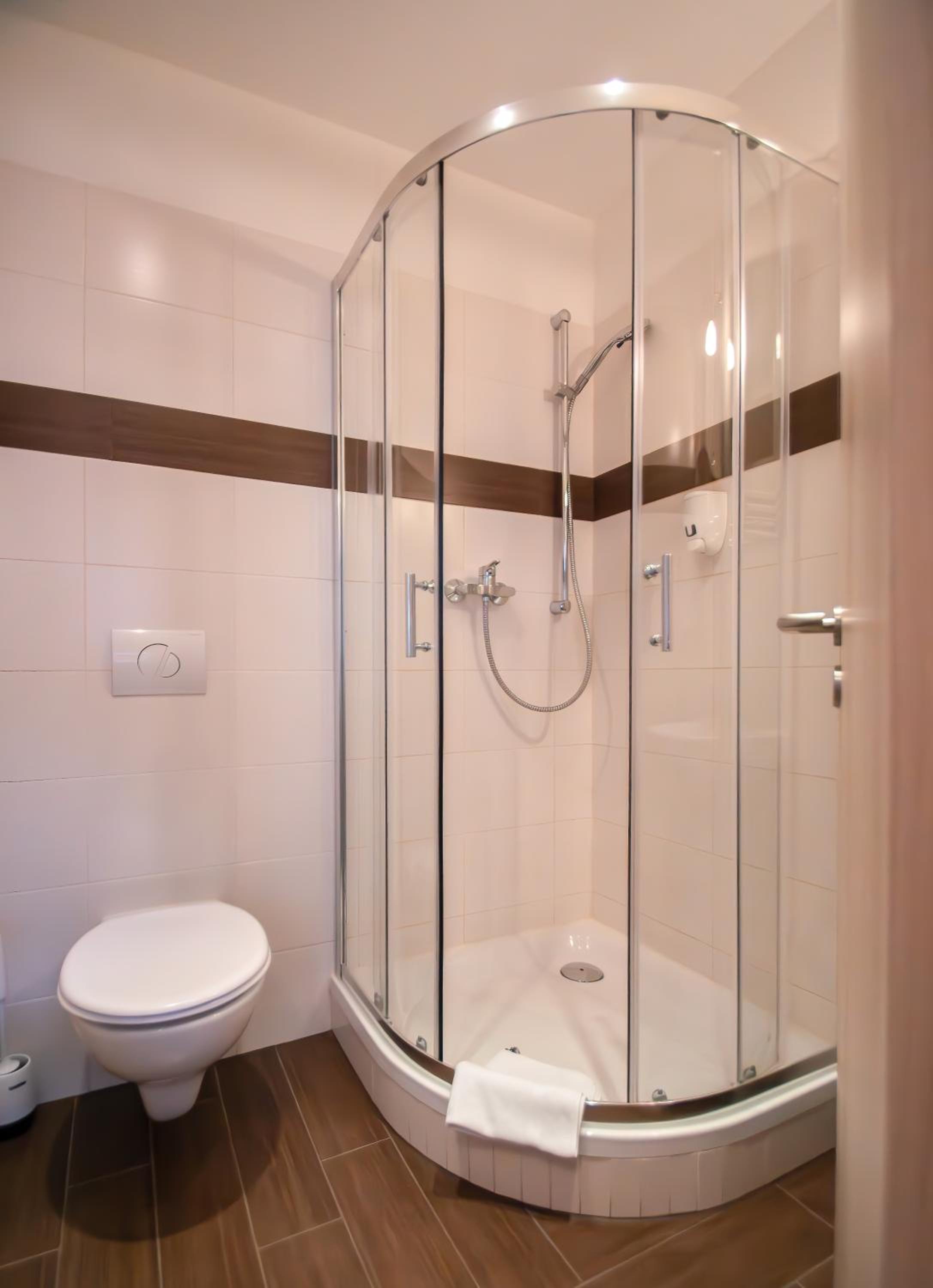 Large Double Room photo 3