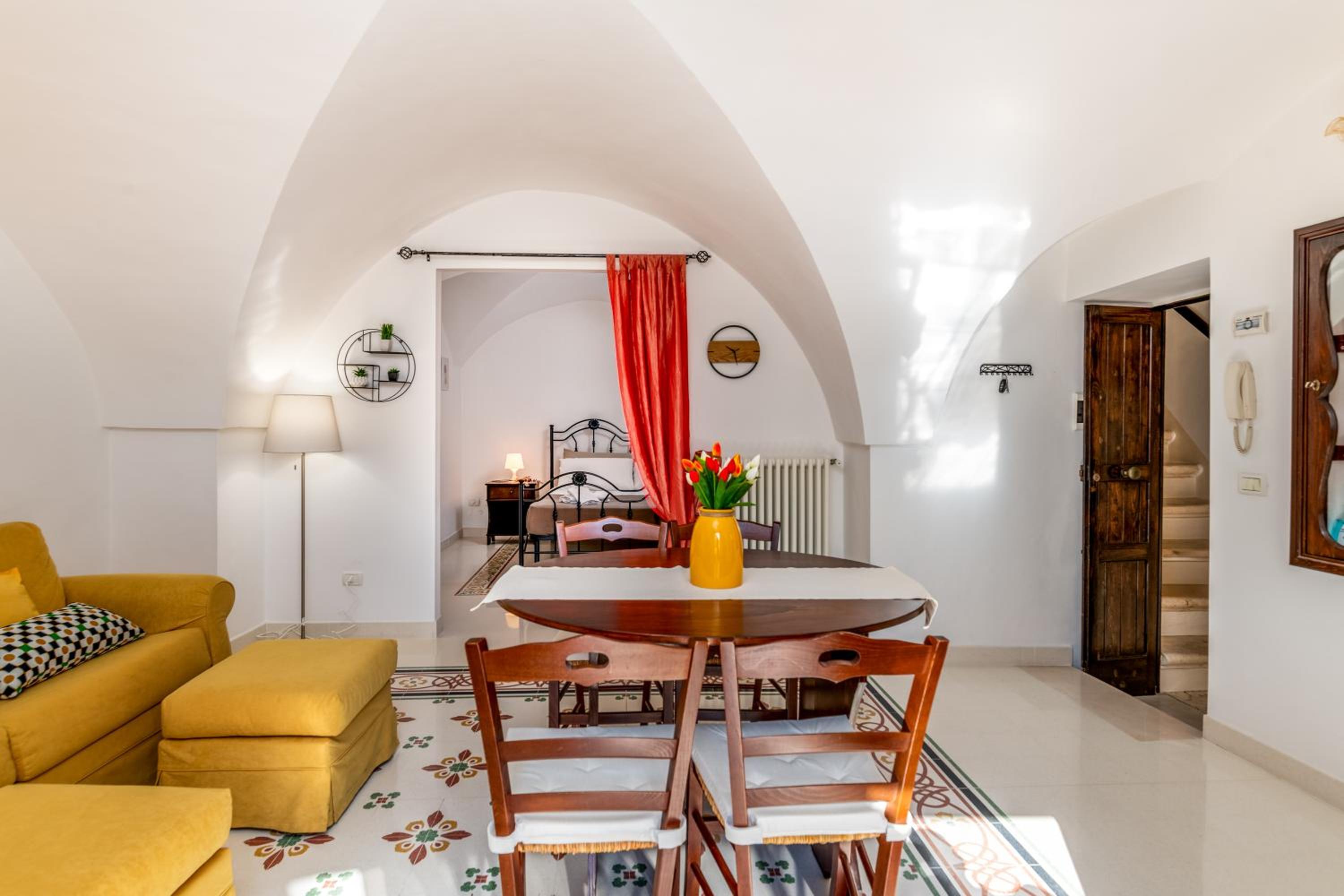 One-Bedroom House photo 2