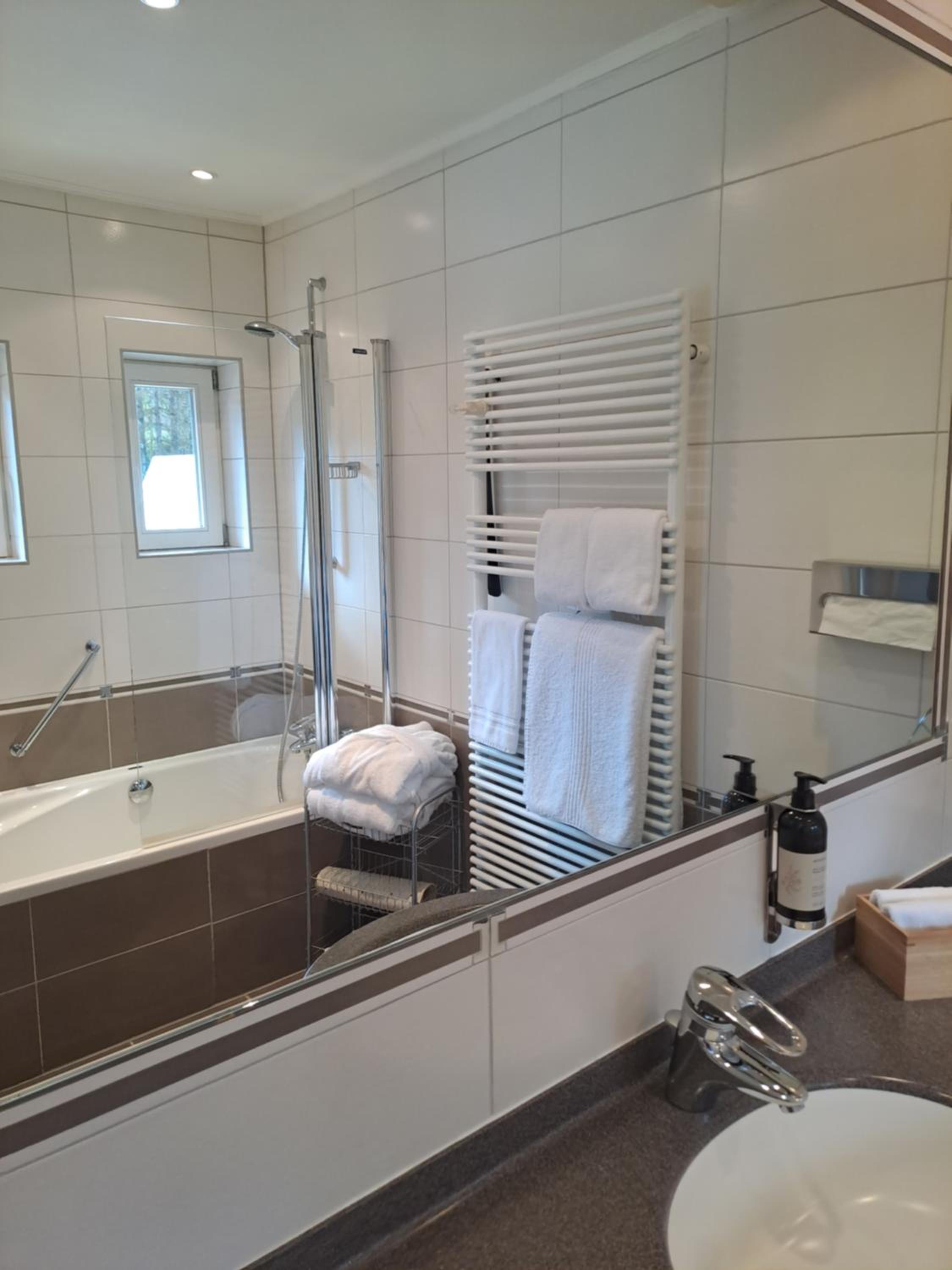 Deluxe Double Room - Photo 5