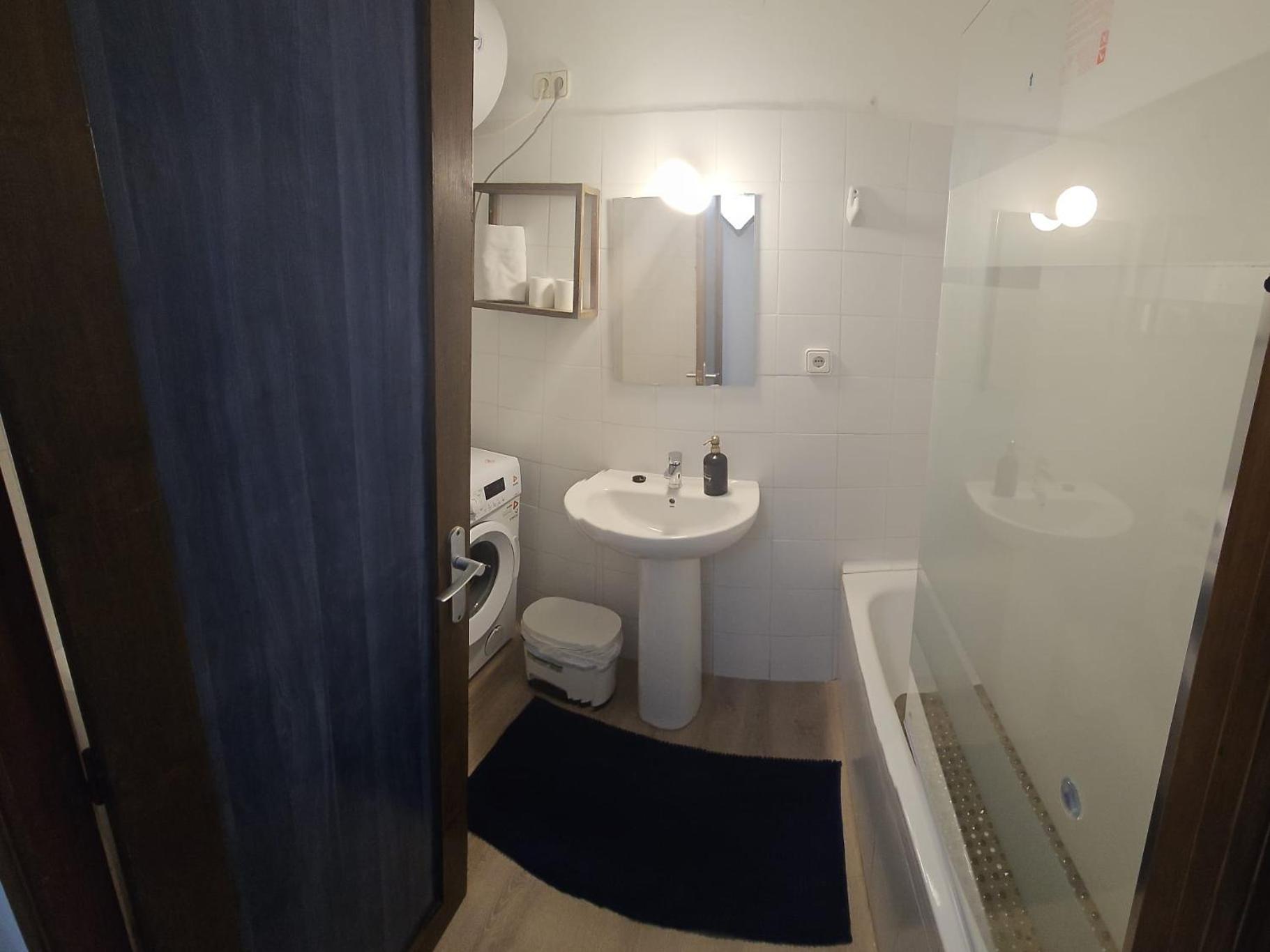 Superior Two-Bedroom Apartment photo 2